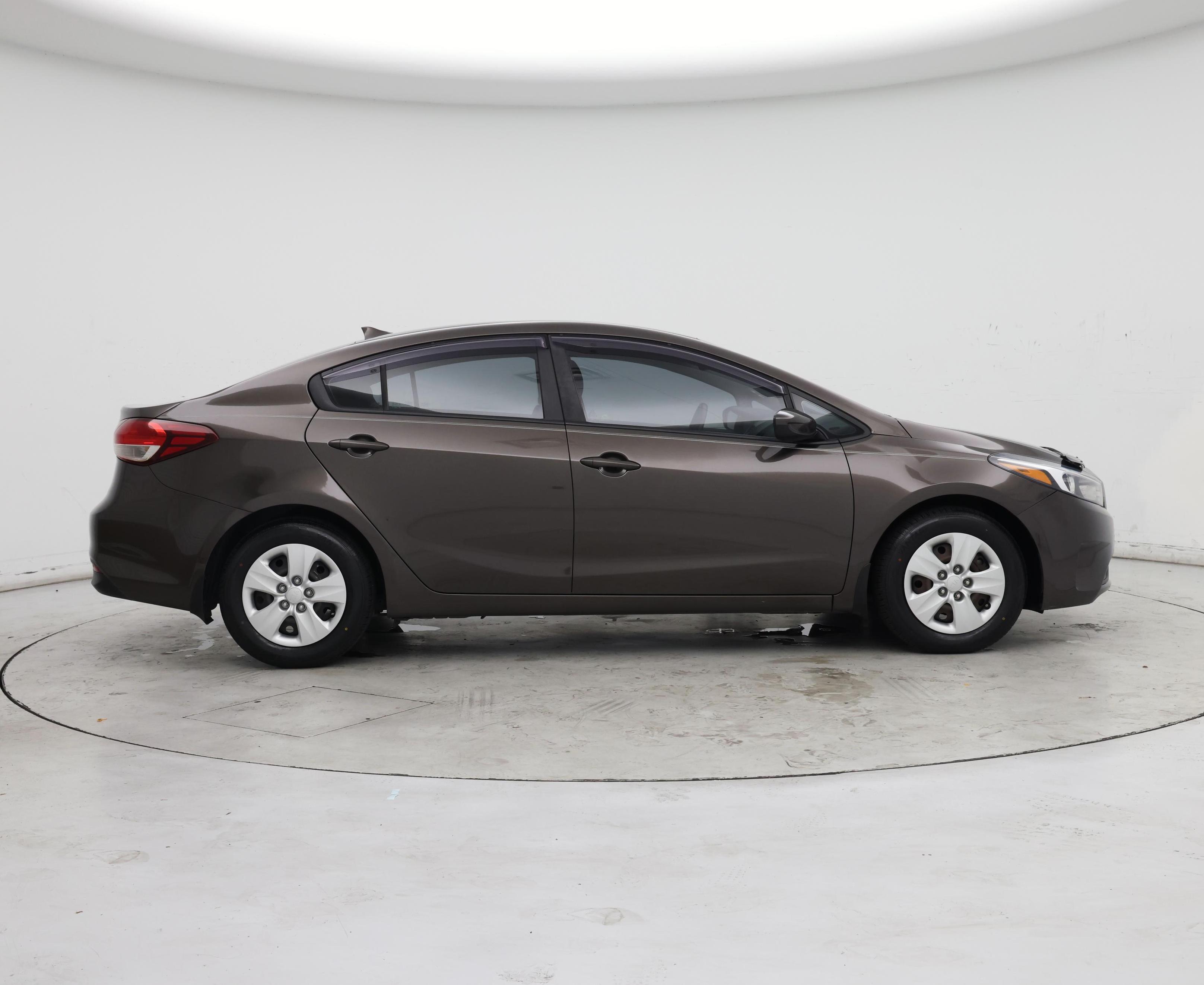 Thumbnail: 2017 Kia Forte - 7