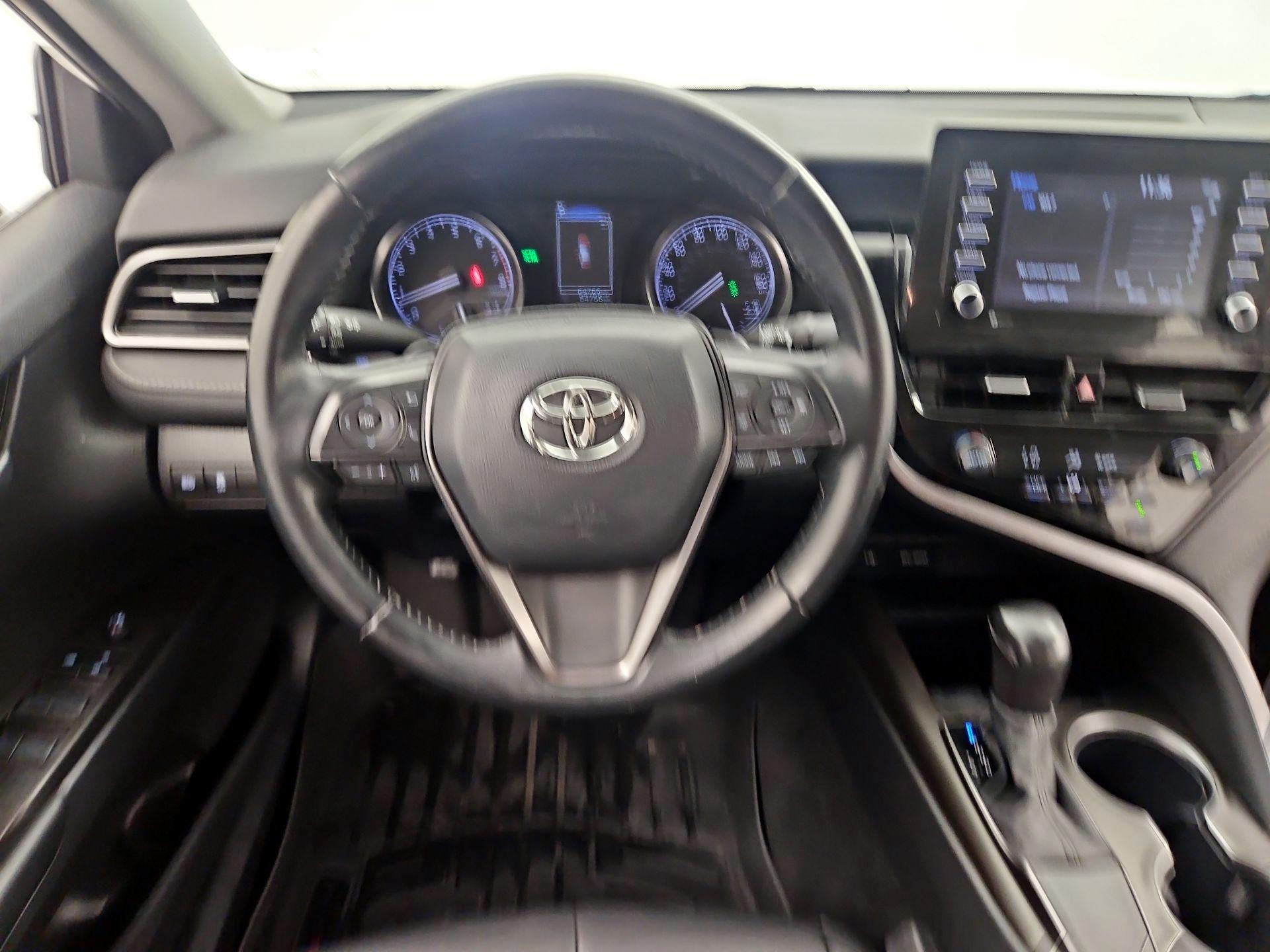 Thumbnail: 2021 Toyota Camry - 10