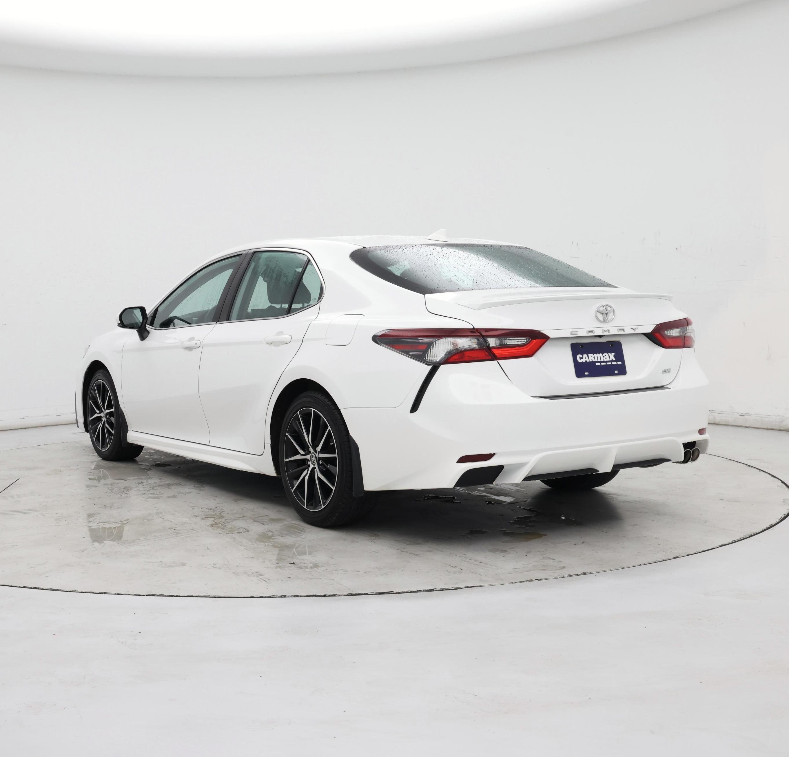 Thumbnail: 2021 Toyota Camry - 2