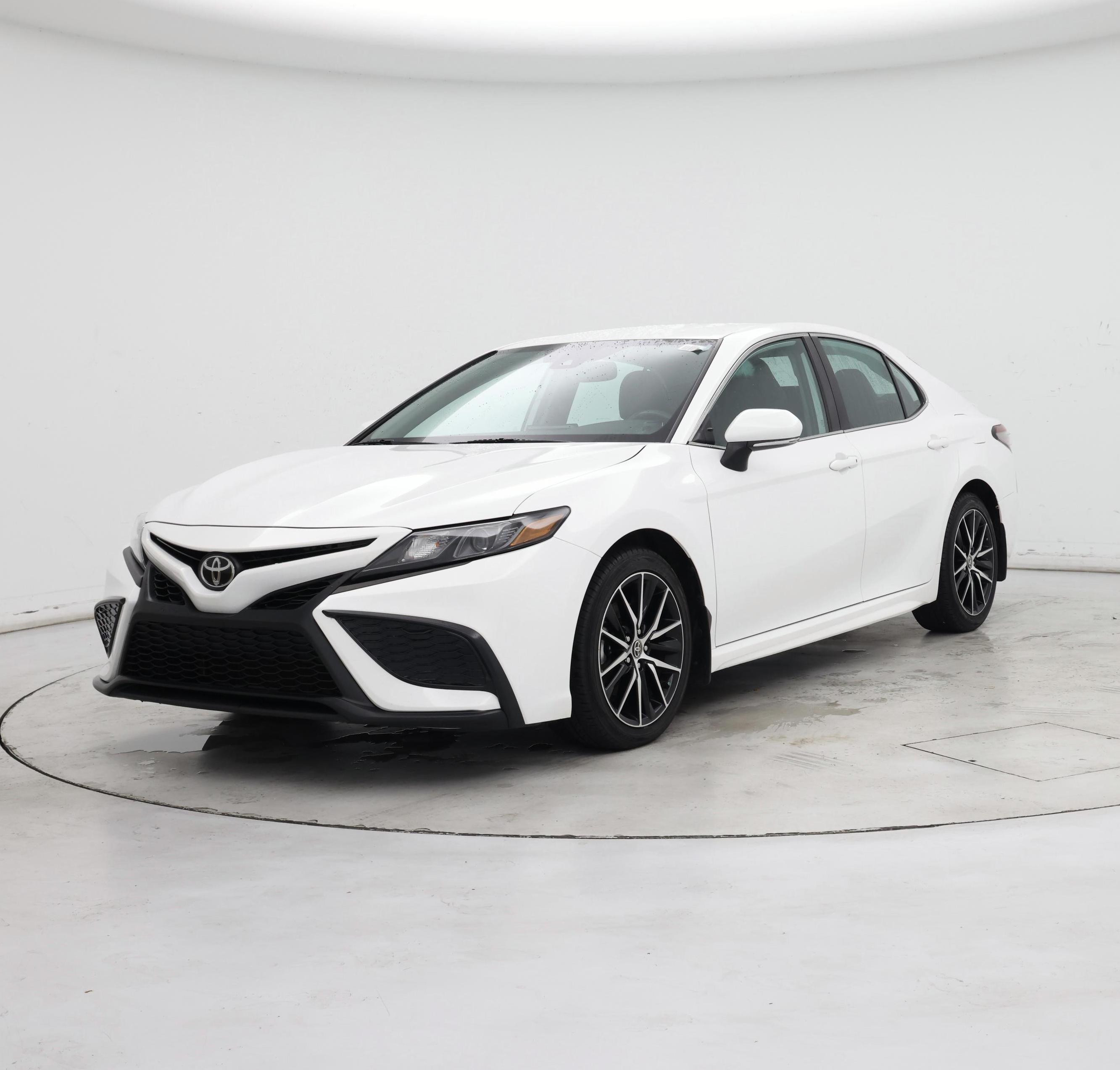Thumbnail: 2021 Toyota Camry - 4