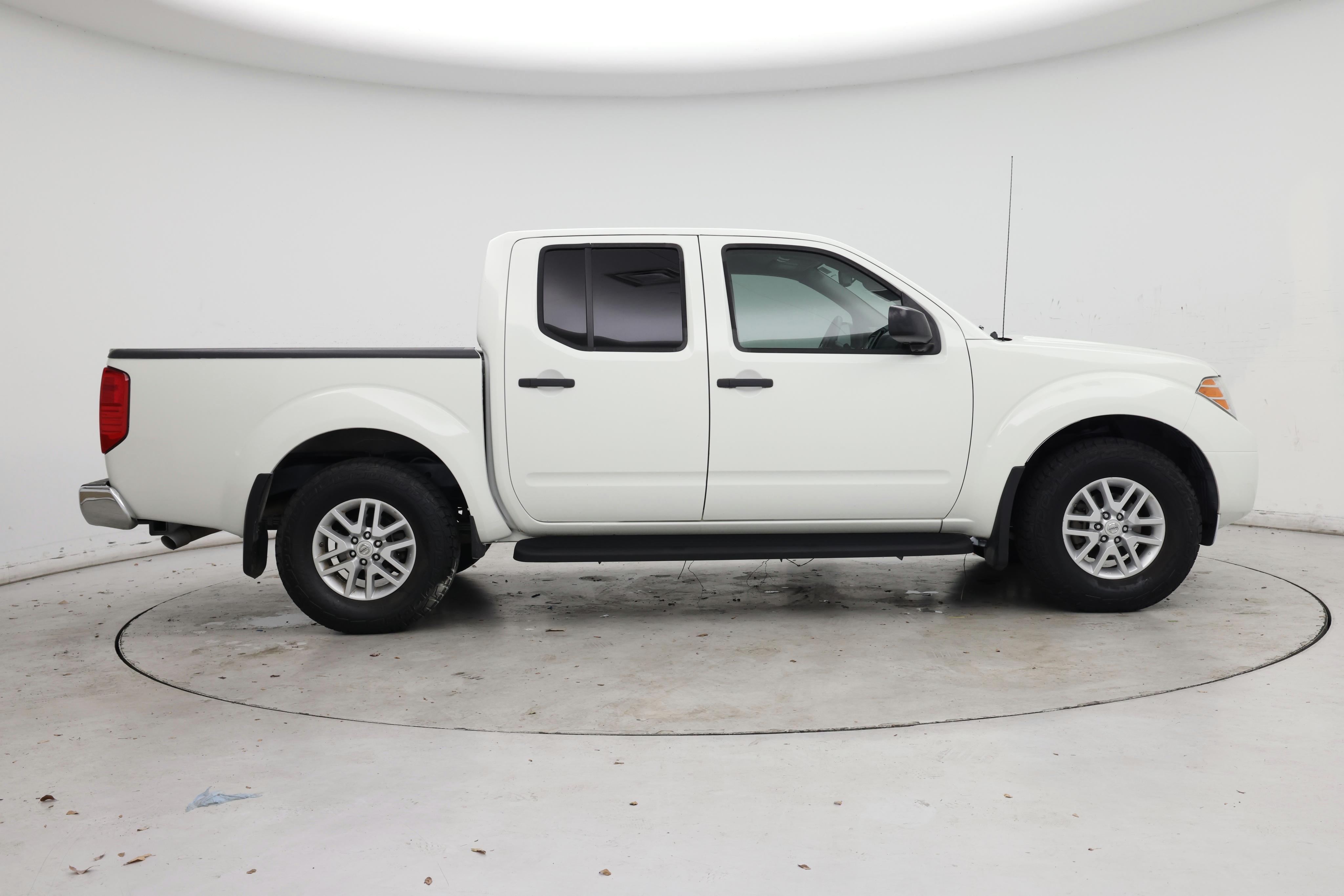 Thumbnail: 2017 Nissan Frontier - 7