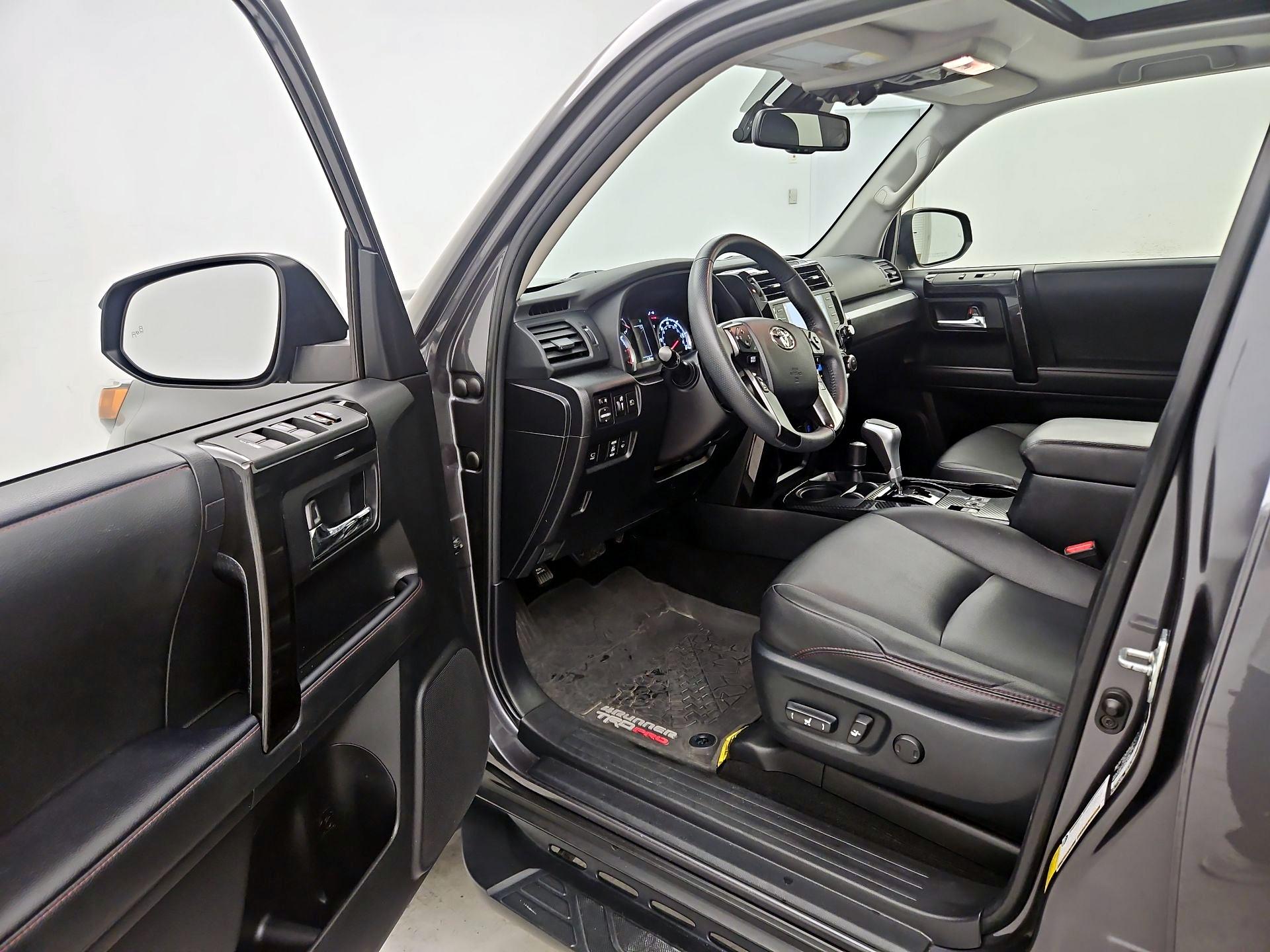 Thumbnail: 2022 Toyota 4Runner - 11