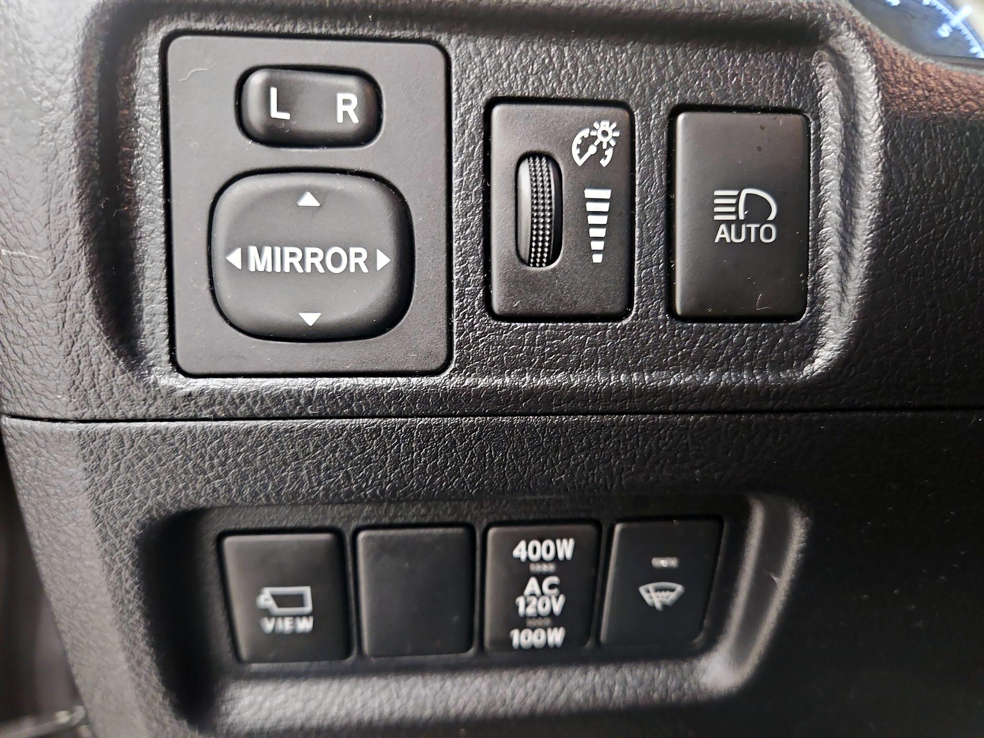 Thumbnail: 2022 Toyota 4Runner - 13