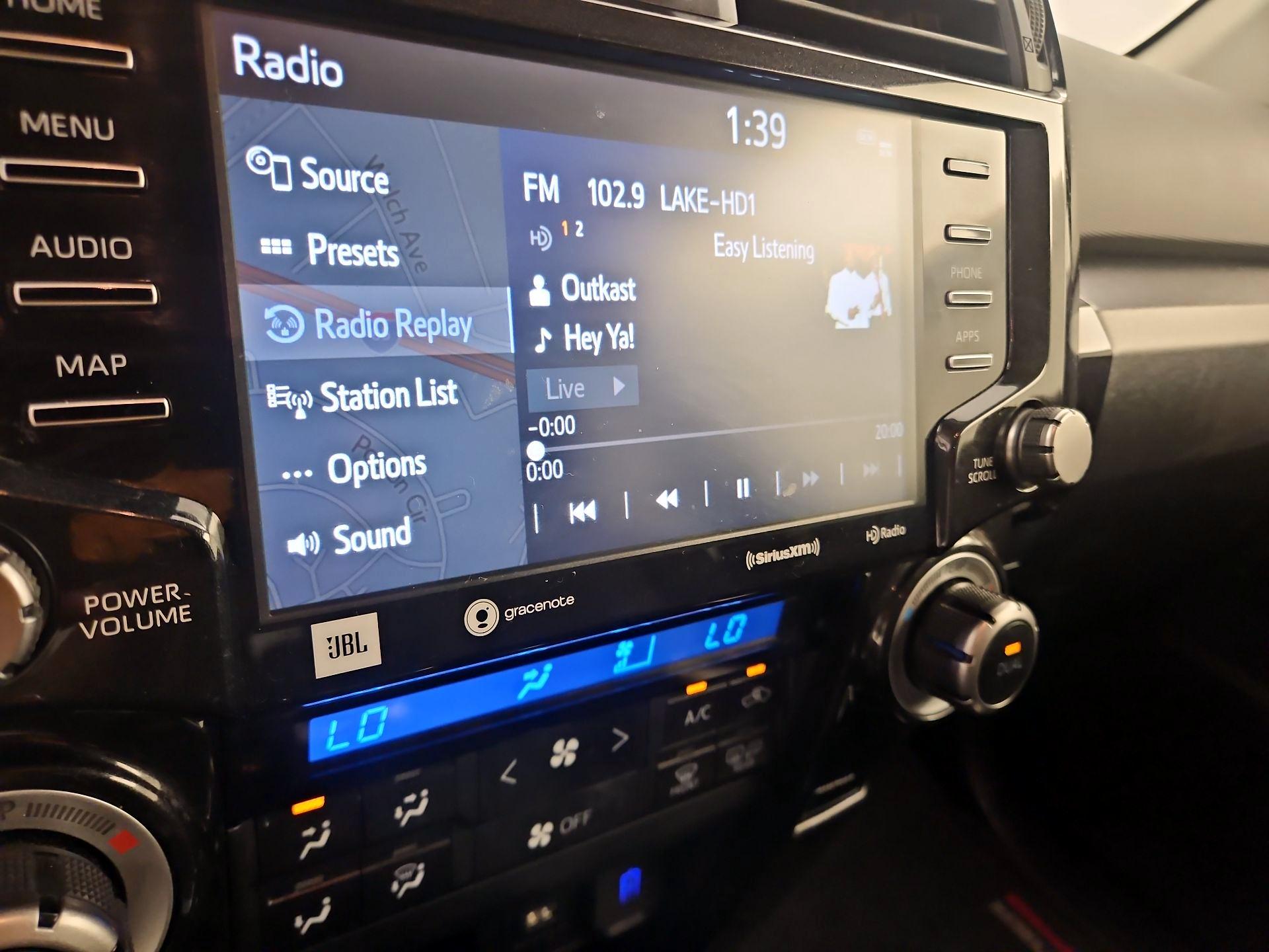 Thumbnail: 2022 Toyota 4Runner - 16