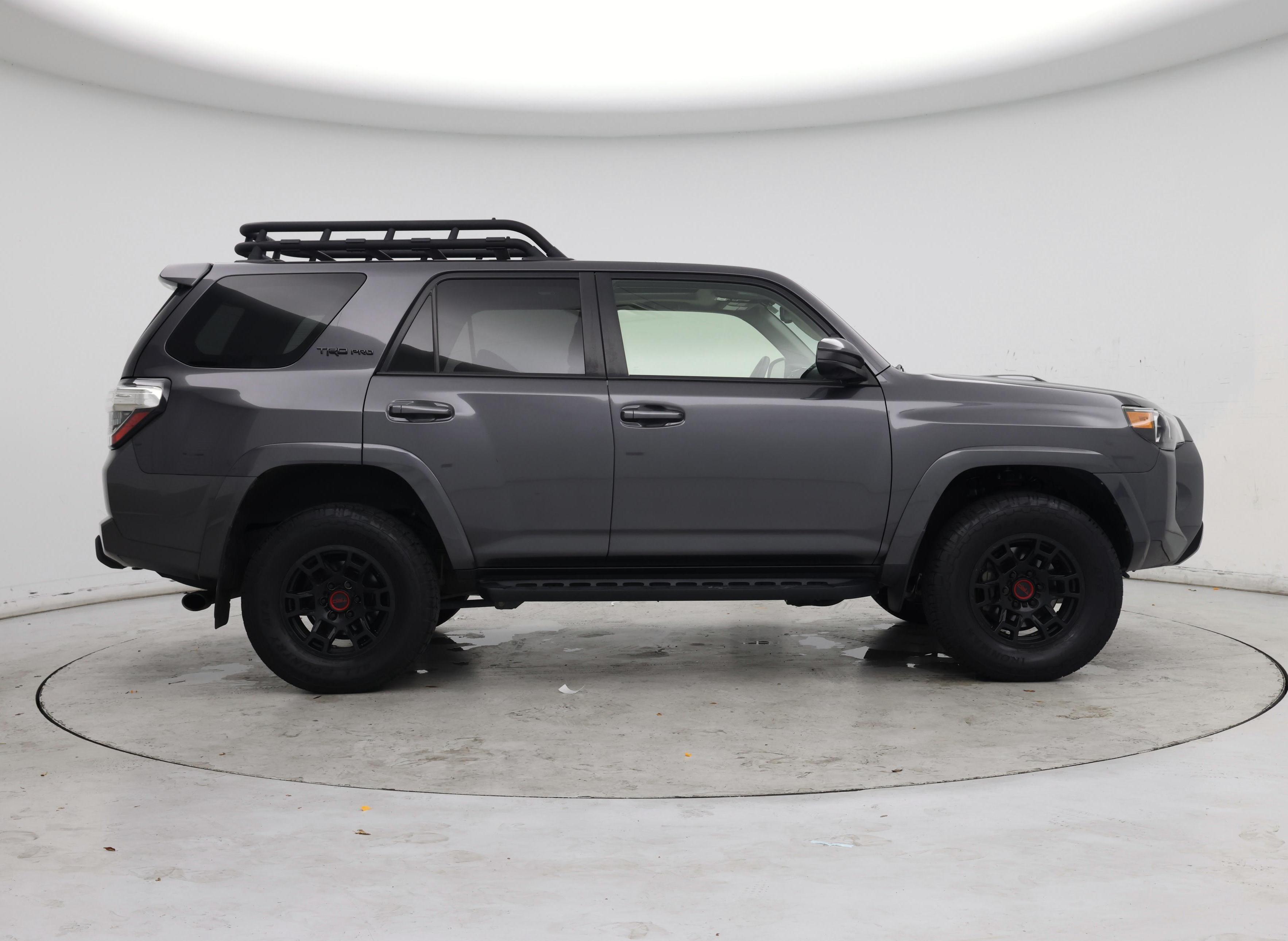 Thumbnail: 2022 Toyota 4Runner - 7