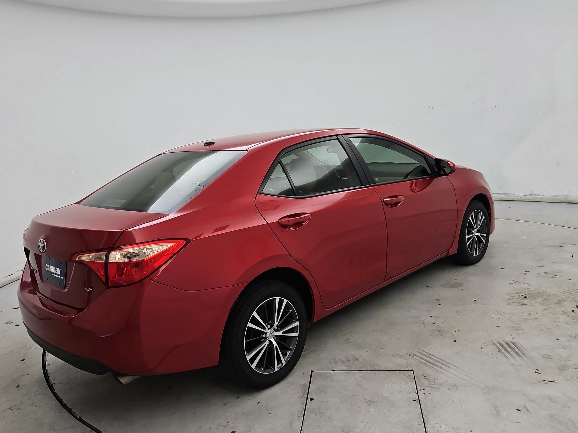 Thumbnail: 2017 Toyota Corolla - 5