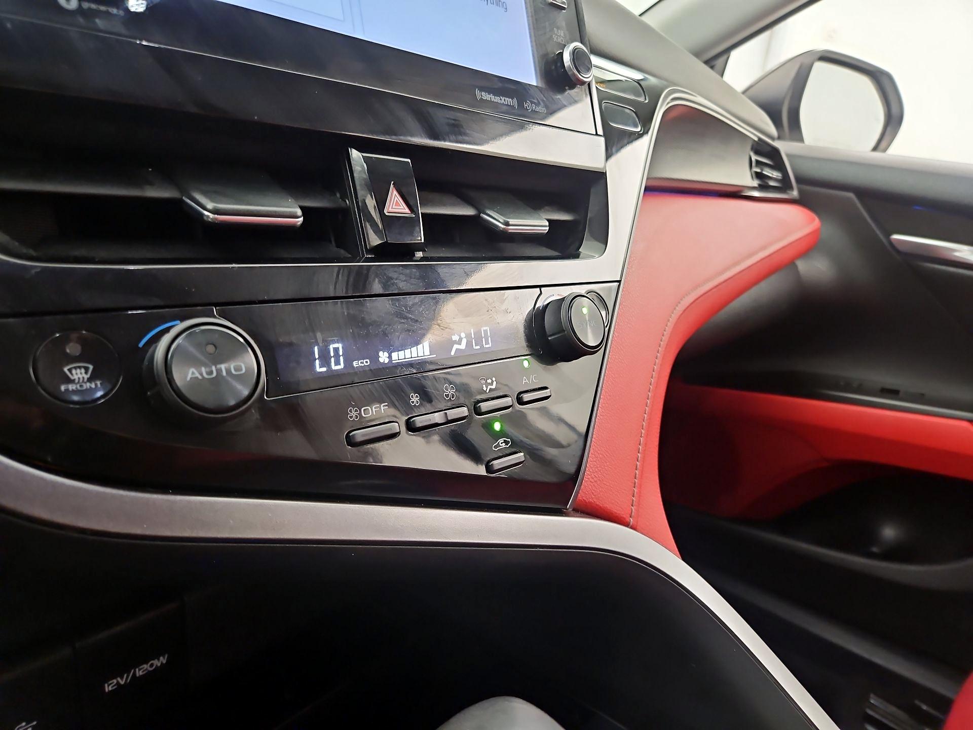 Thumbnail: 2021 Toyota Camry - 16