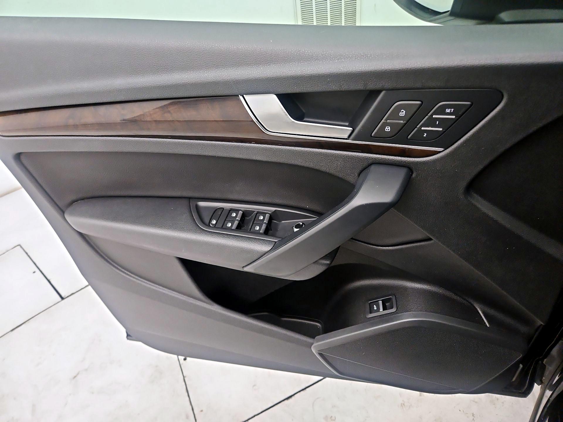 Thumbnail: 2018 Audi Q5 - 12