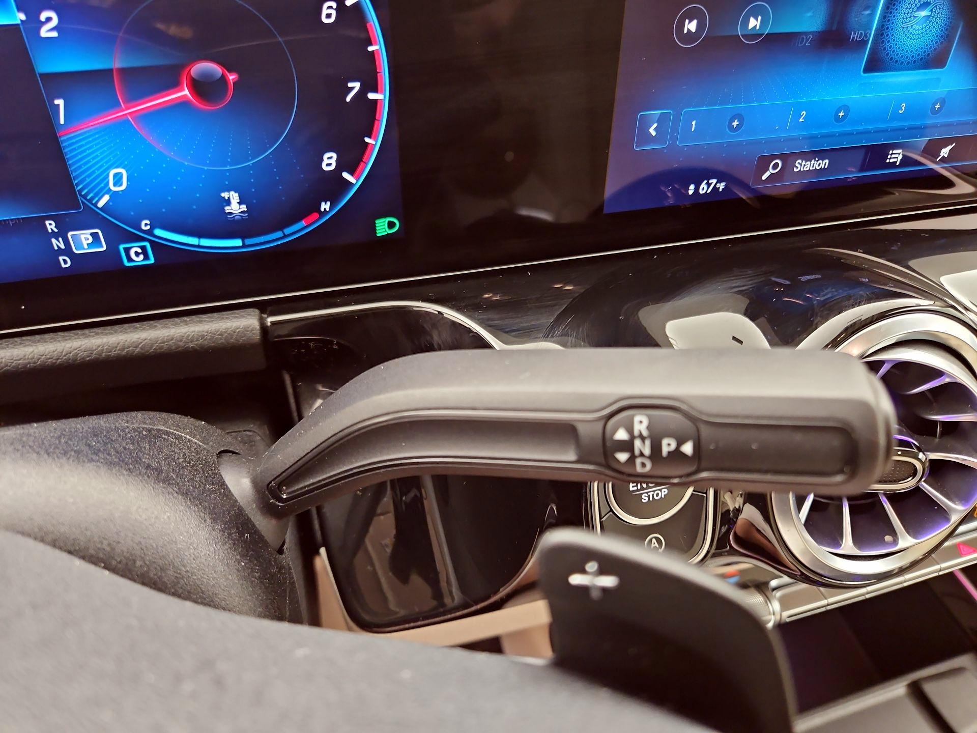 Thumbnail: 2023 Mercedes-Benz GLA - 17