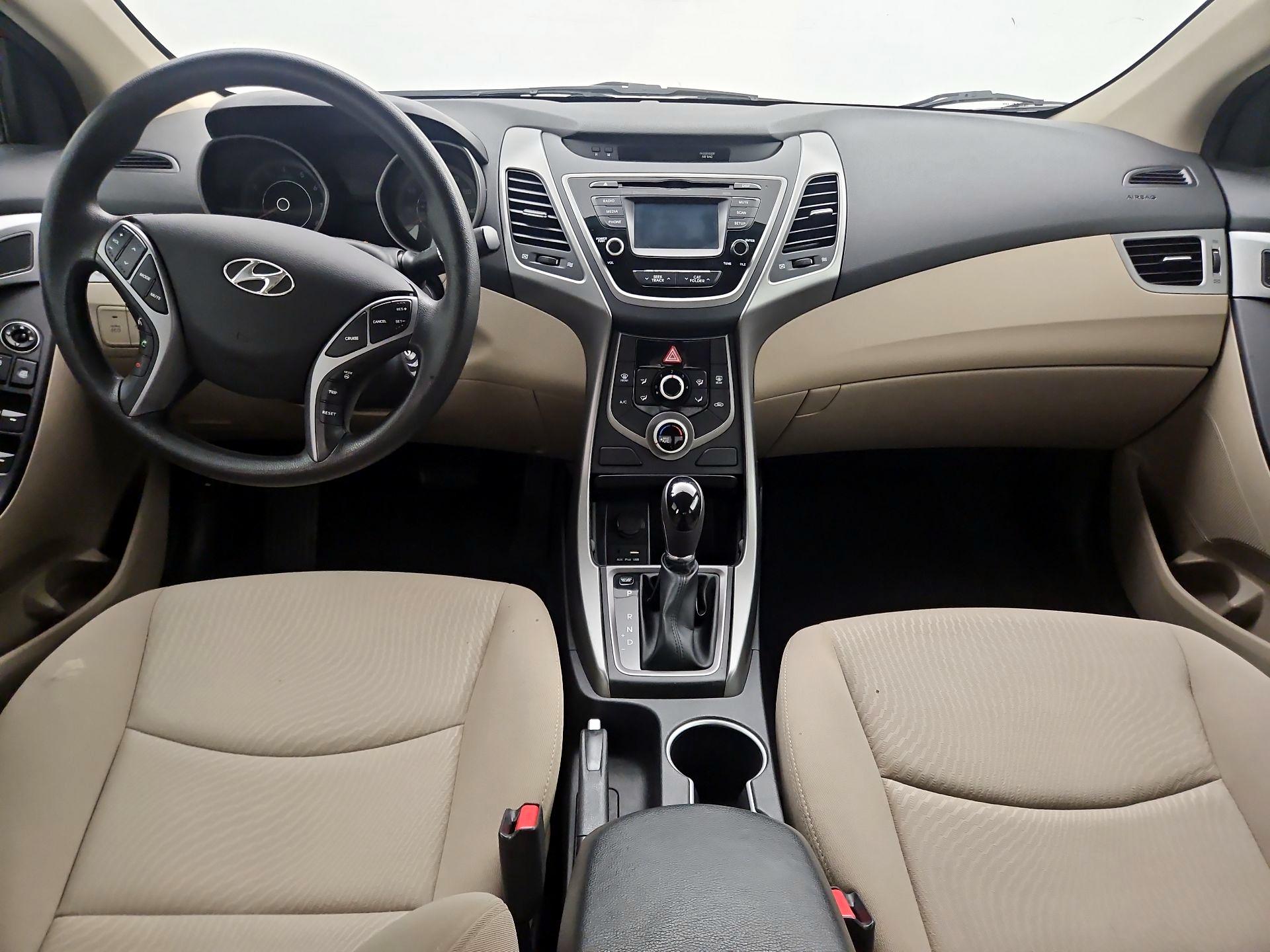 Thumbnail: 2015 Hyundai Elantra - 9