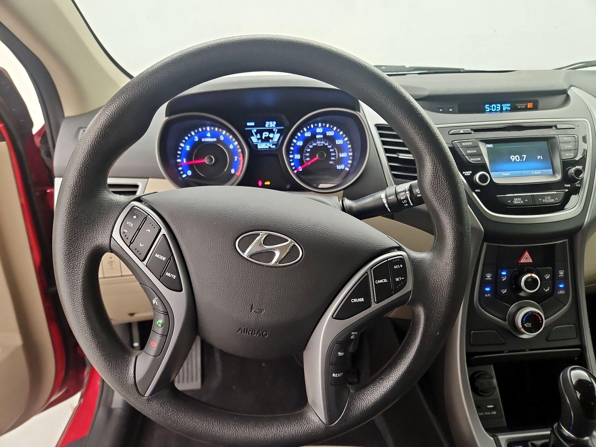 Thumbnail: 2015 Hyundai Elantra - 10