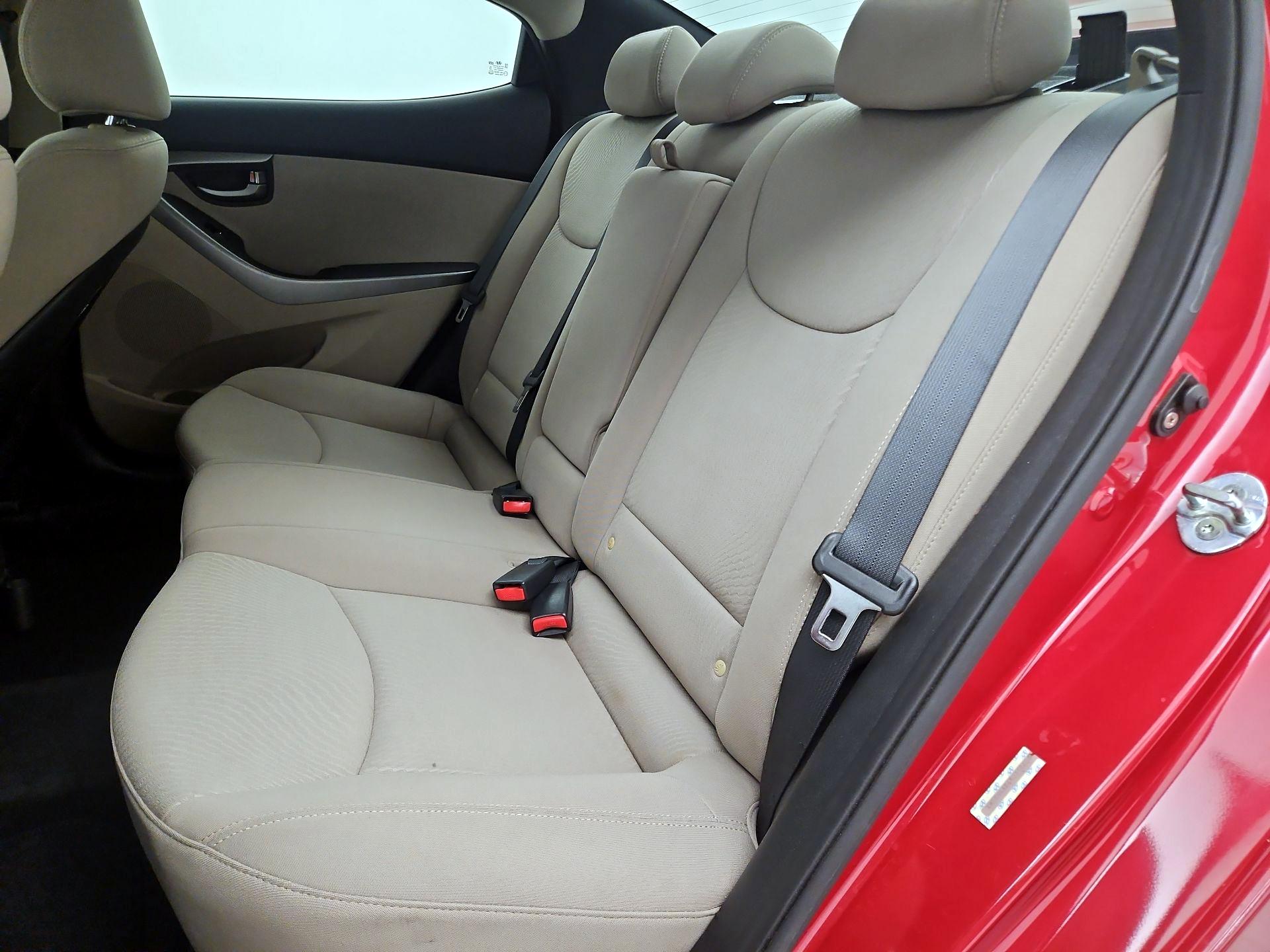 Thumbnail: 2015 Hyundai Elantra - 19