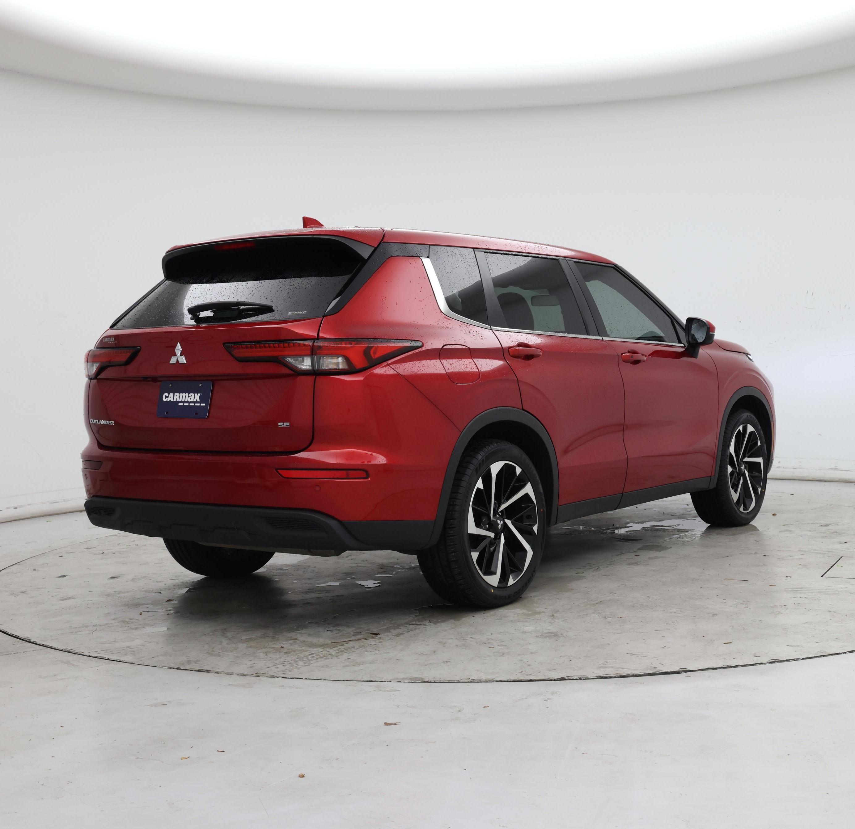 Thumbnail: 2022 Mitsubishi Outlander - 8