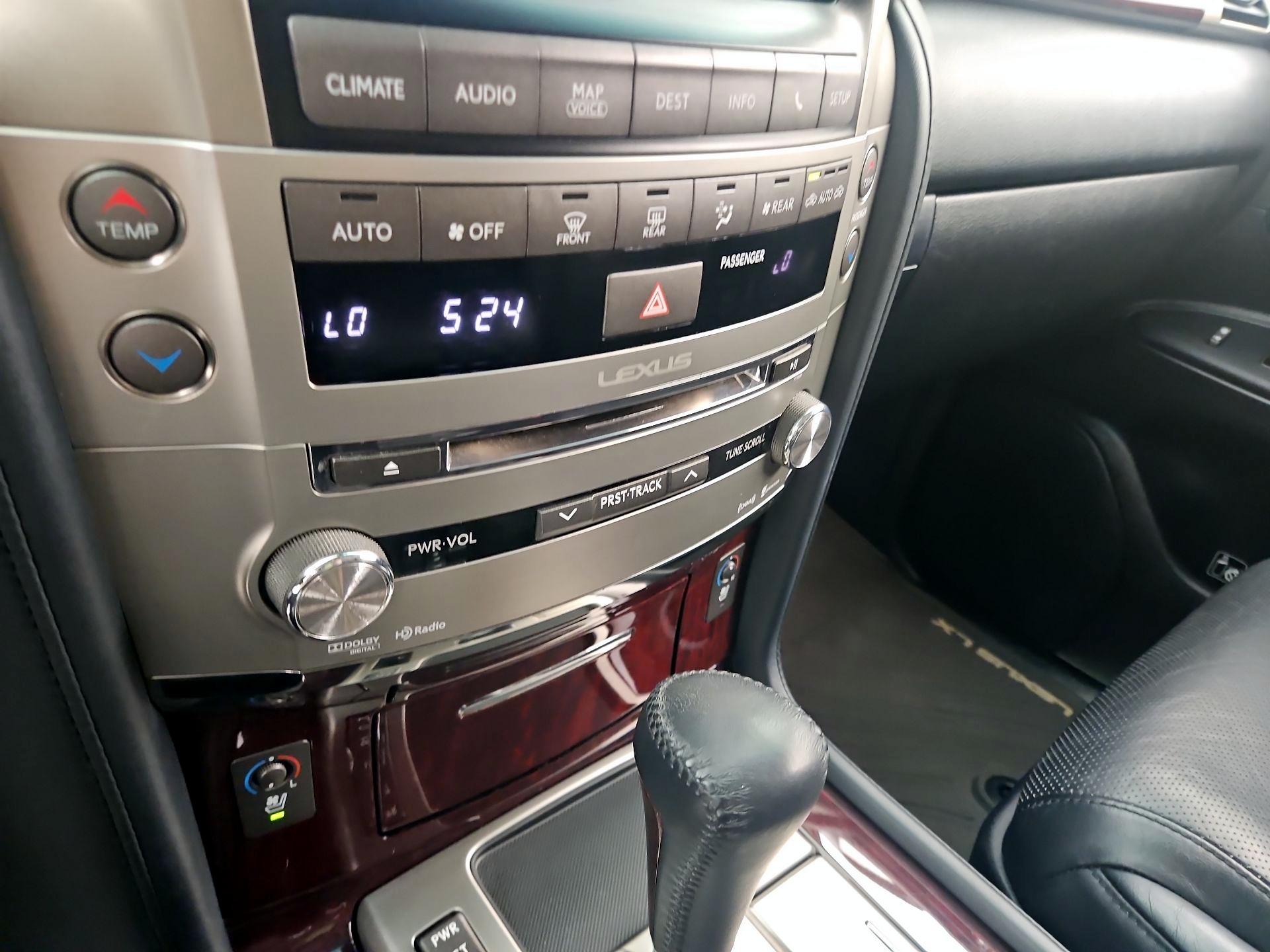 Thumbnail: 2015 Lexus LX - 16