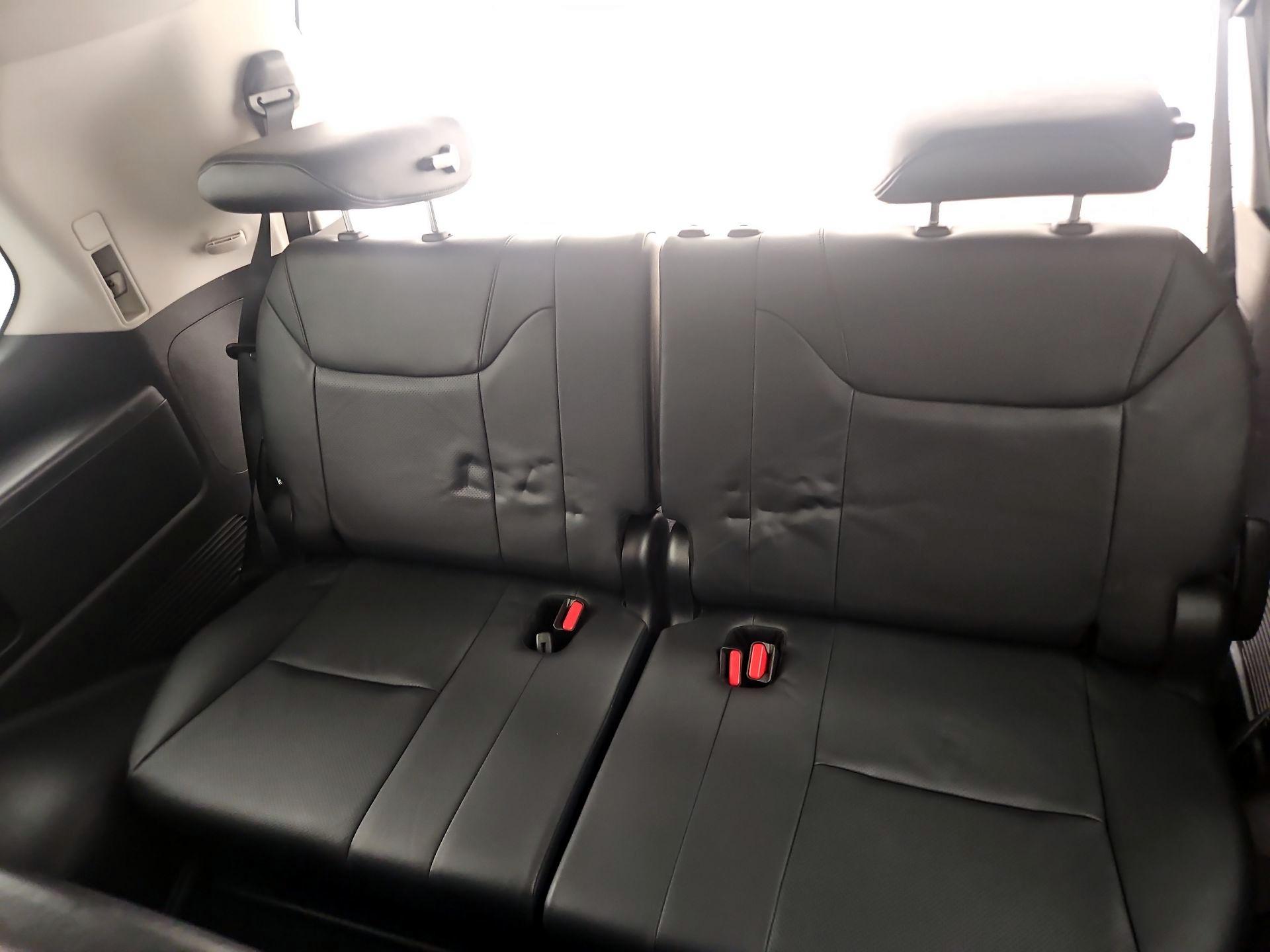 Thumbnail: 2015 Lexus LX - 20
