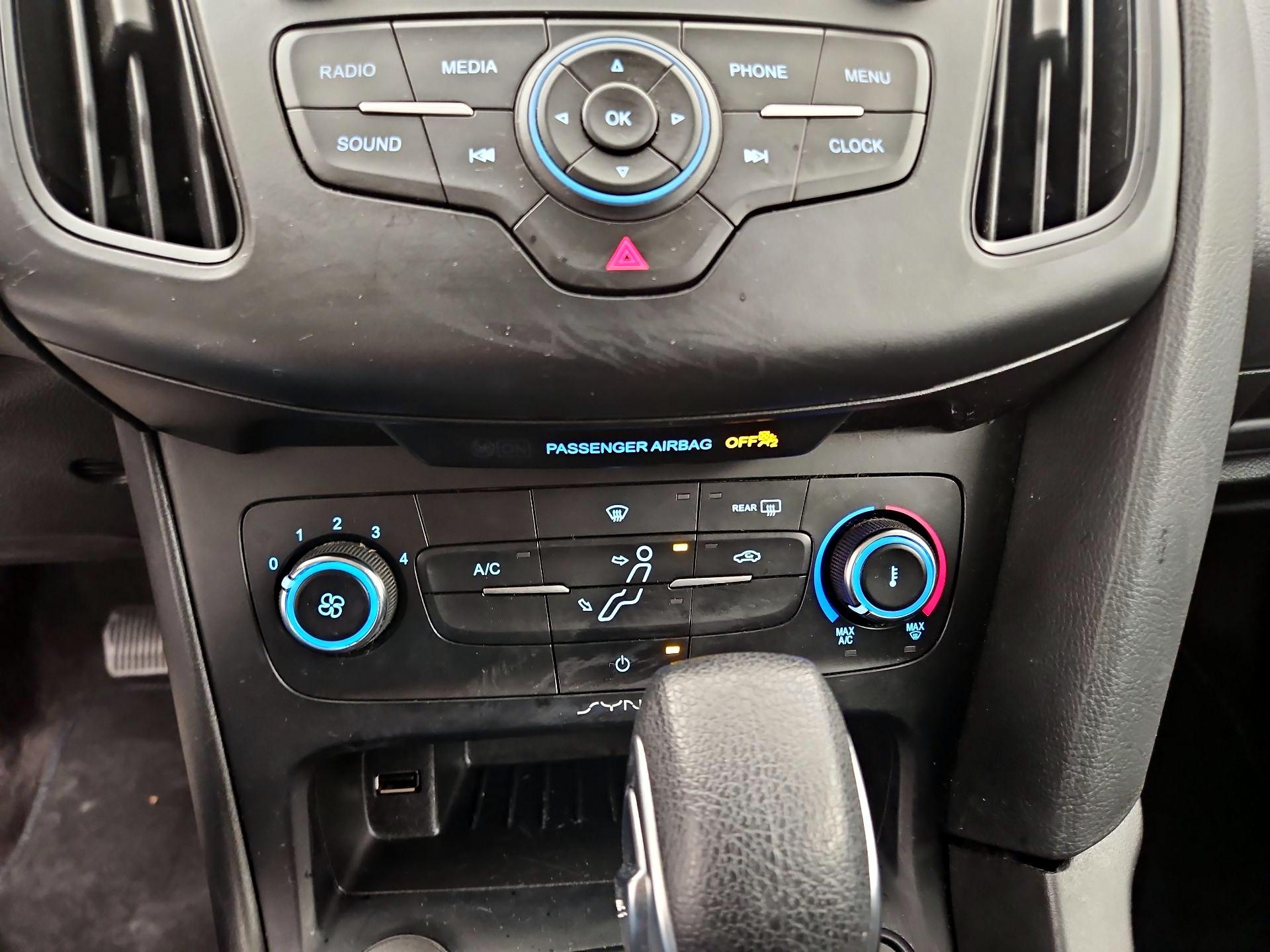 Thumbnail: 2018 Ford Focus - 14