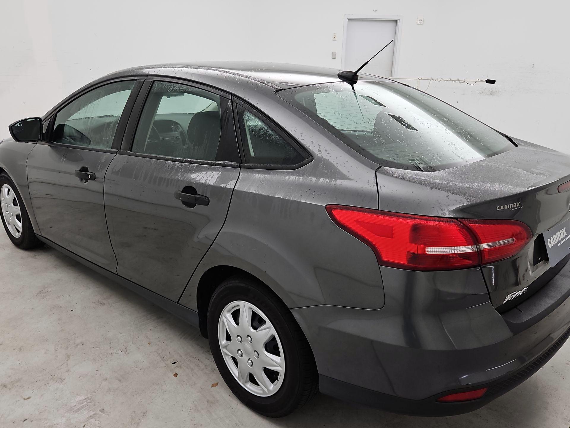 Thumbnail: 2018 Ford Focus - 7