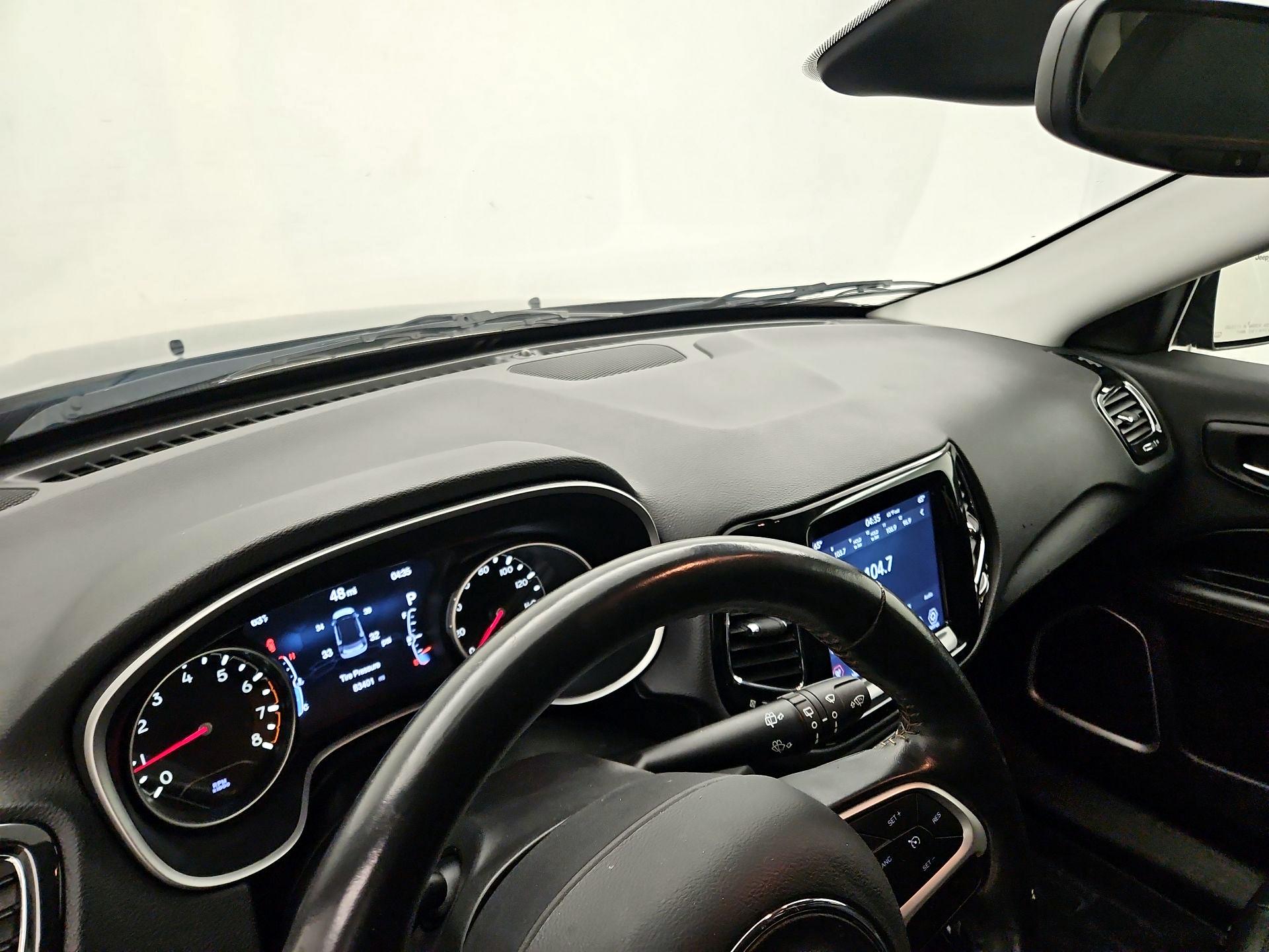 Thumbnail: 2019 Jeep Compass - 9