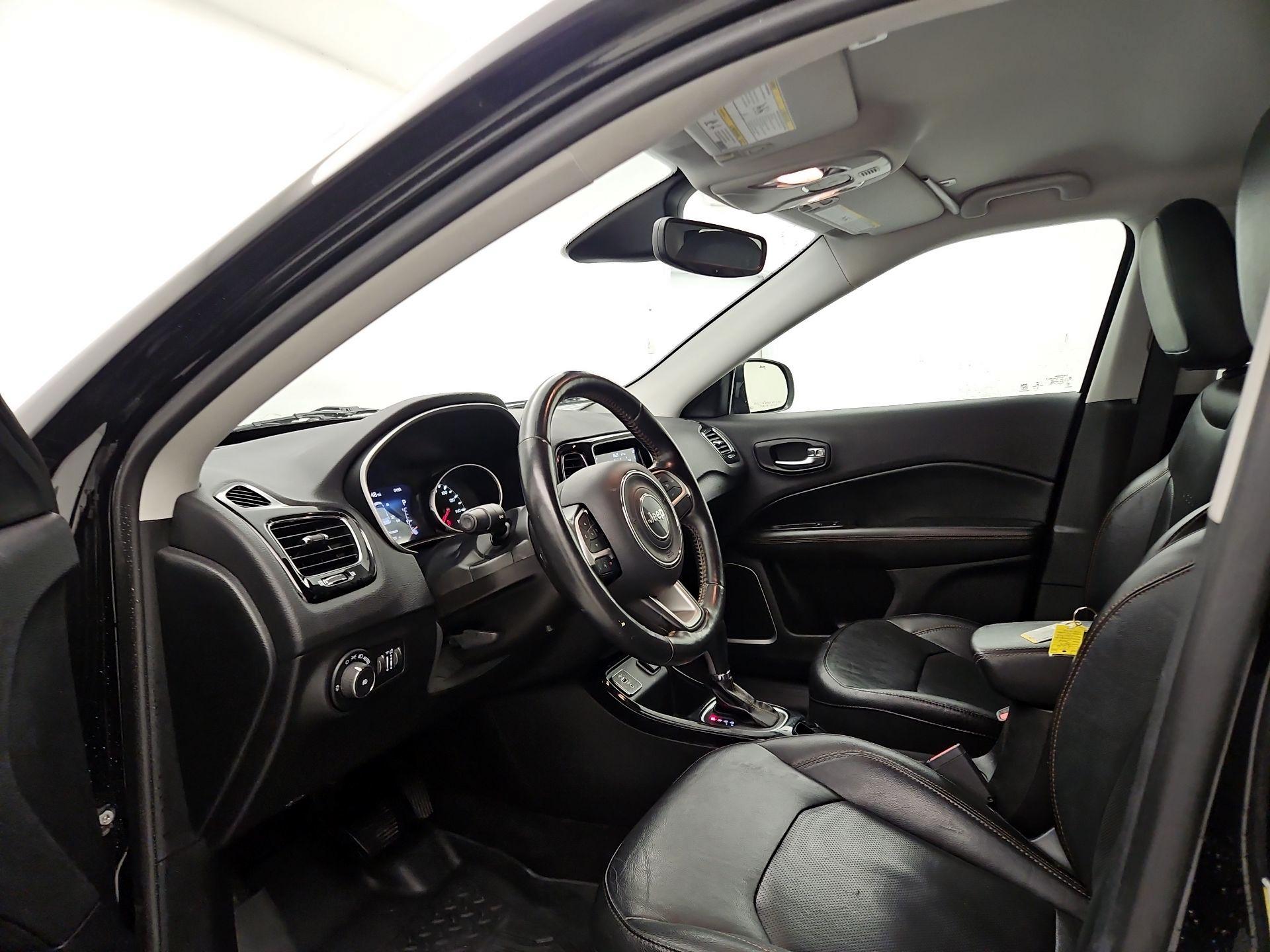 Thumbnail: 2019 Jeep Compass - 11