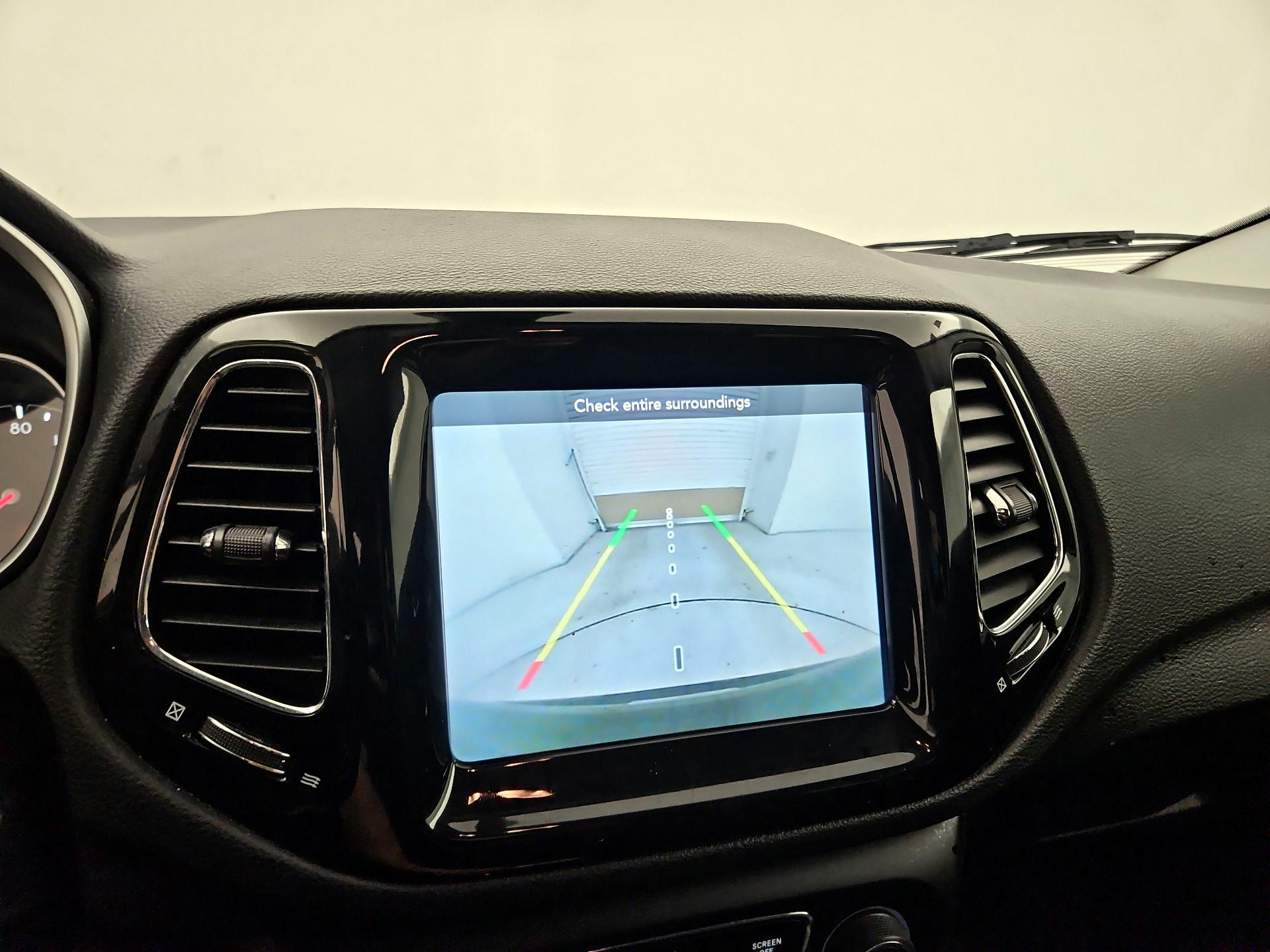 Thumbnail: 2019 Jeep Compass - 14