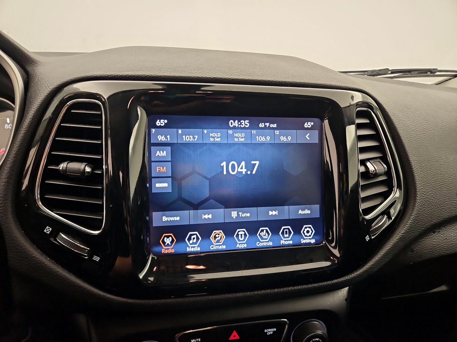 Thumbnail: 2019 Jeep Compass - 15