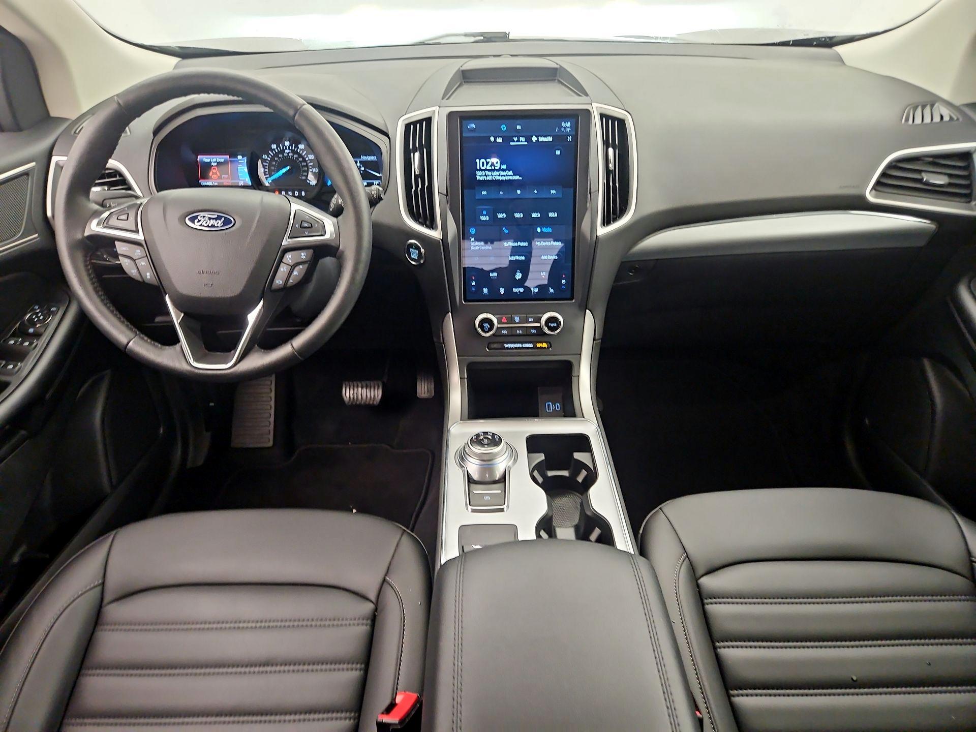 Thumbnail: 2022 Ford Edge - 9