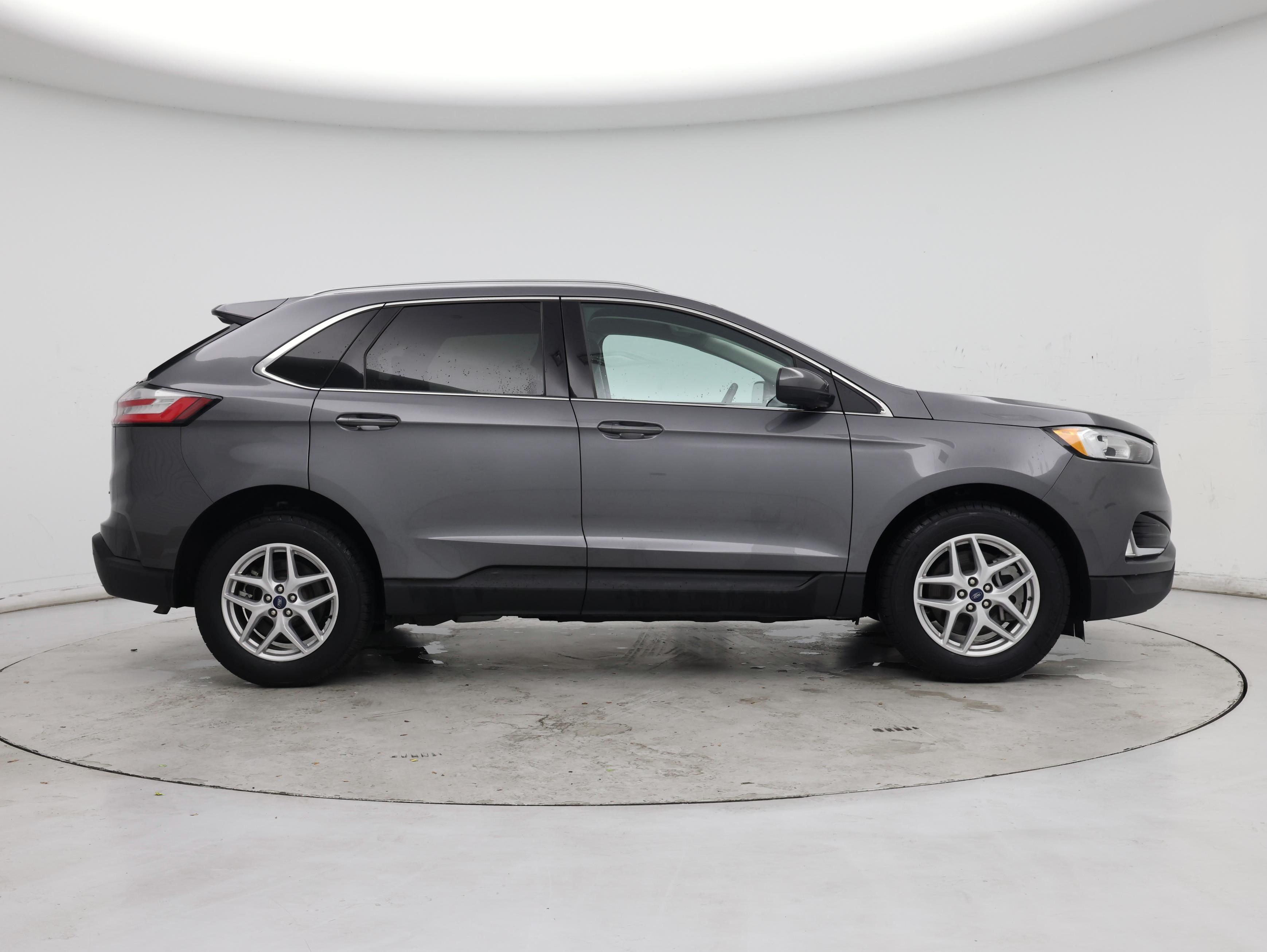 Thumbnail: 2022 Ford Edge - 7
