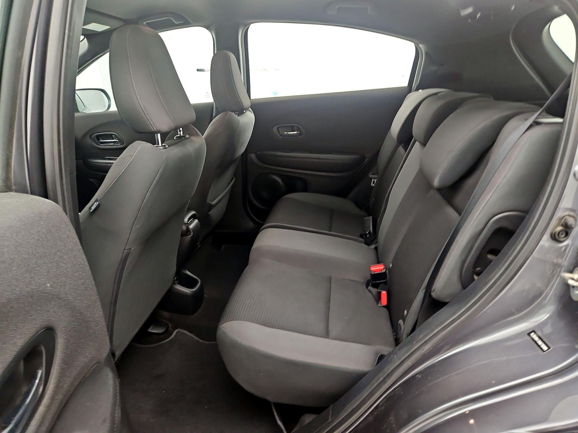 Thumbnail: 2019 Honda HR-V - 19