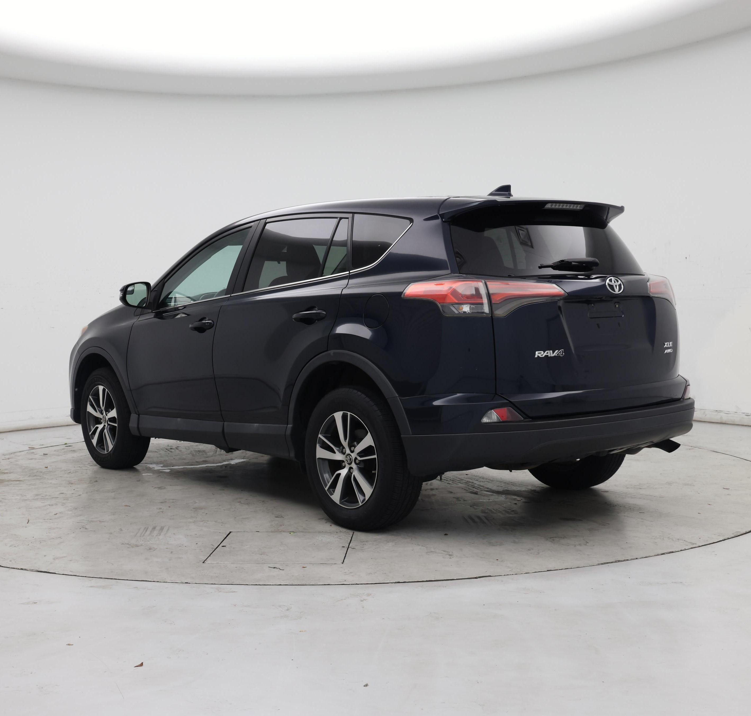 Thumbnail: 2018 Toyota RAV4 - 2