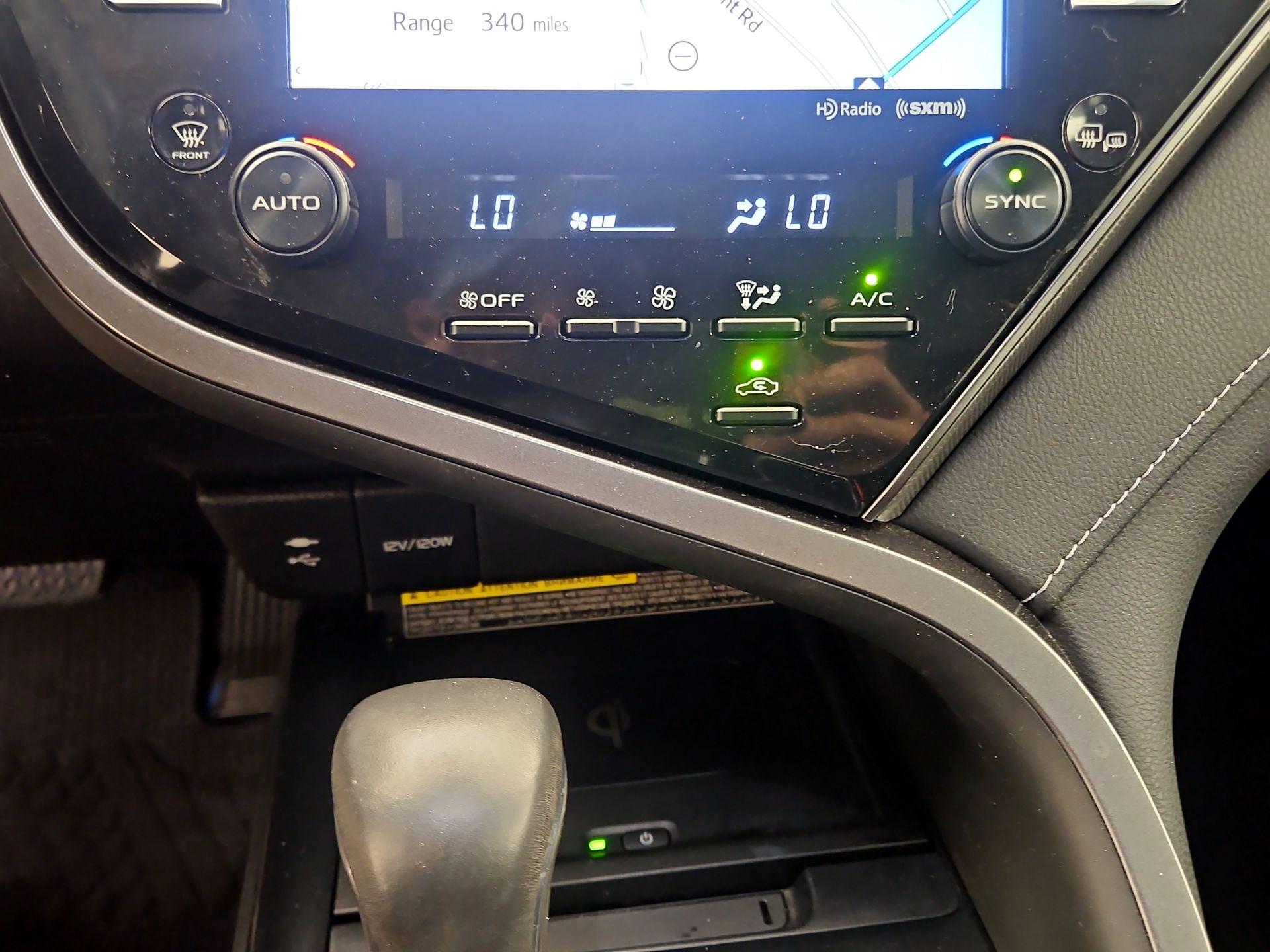 Thumbnail: 2019 Toyota Camry - 16
