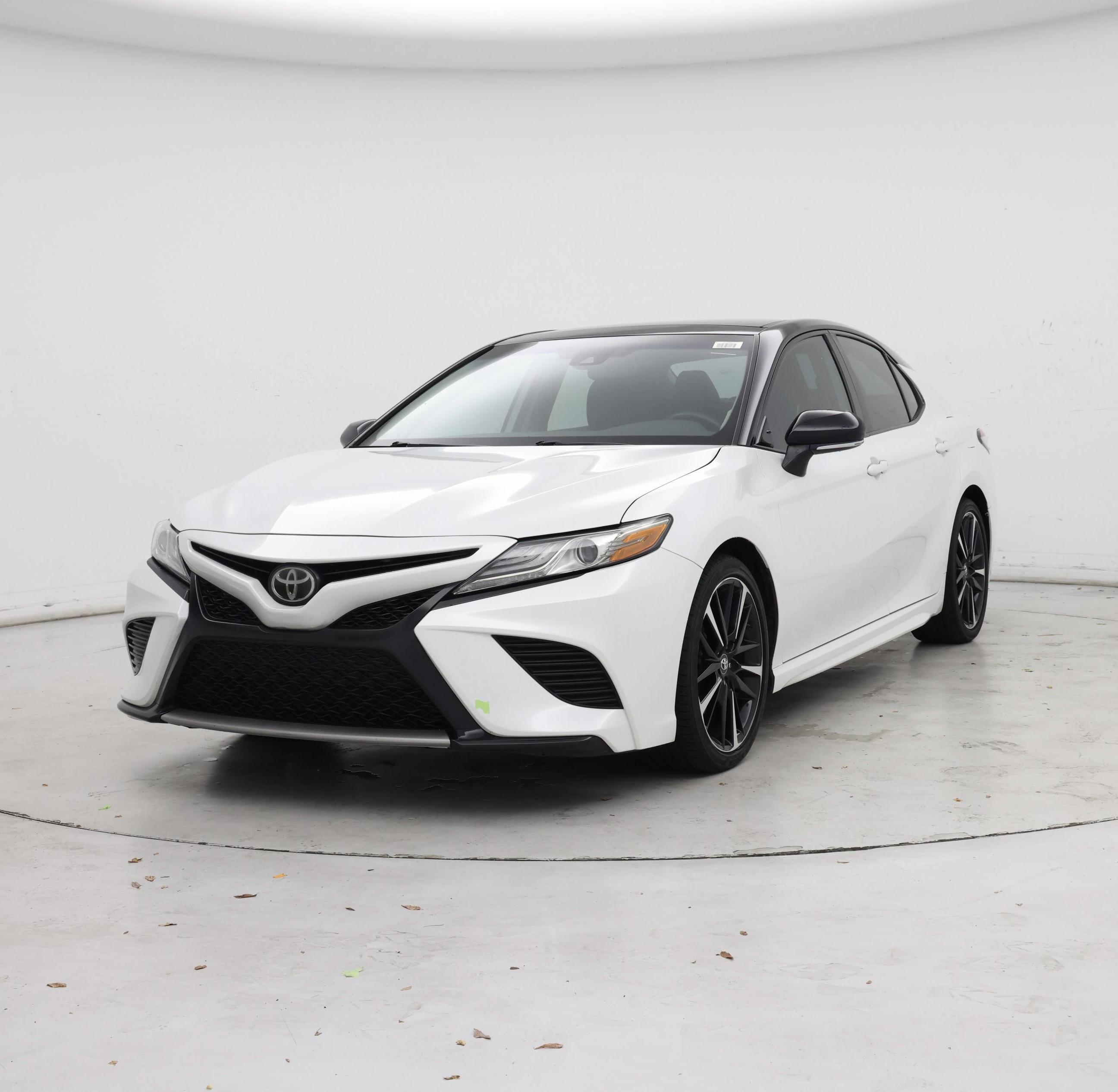Thumbnail: 2019 Toyota Camry - 4