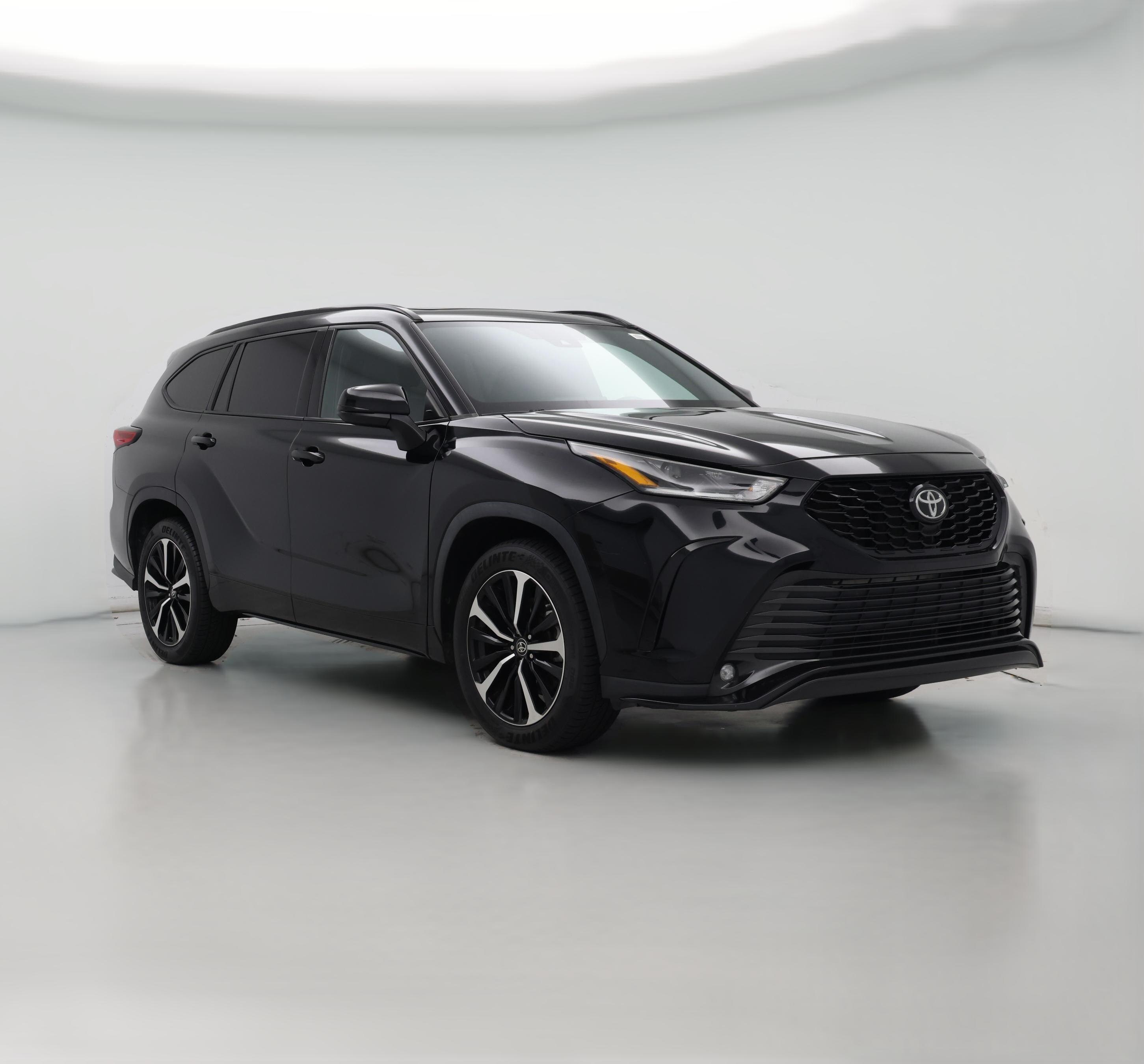 Thumbnail: 2022 Toyota Highlander - 1