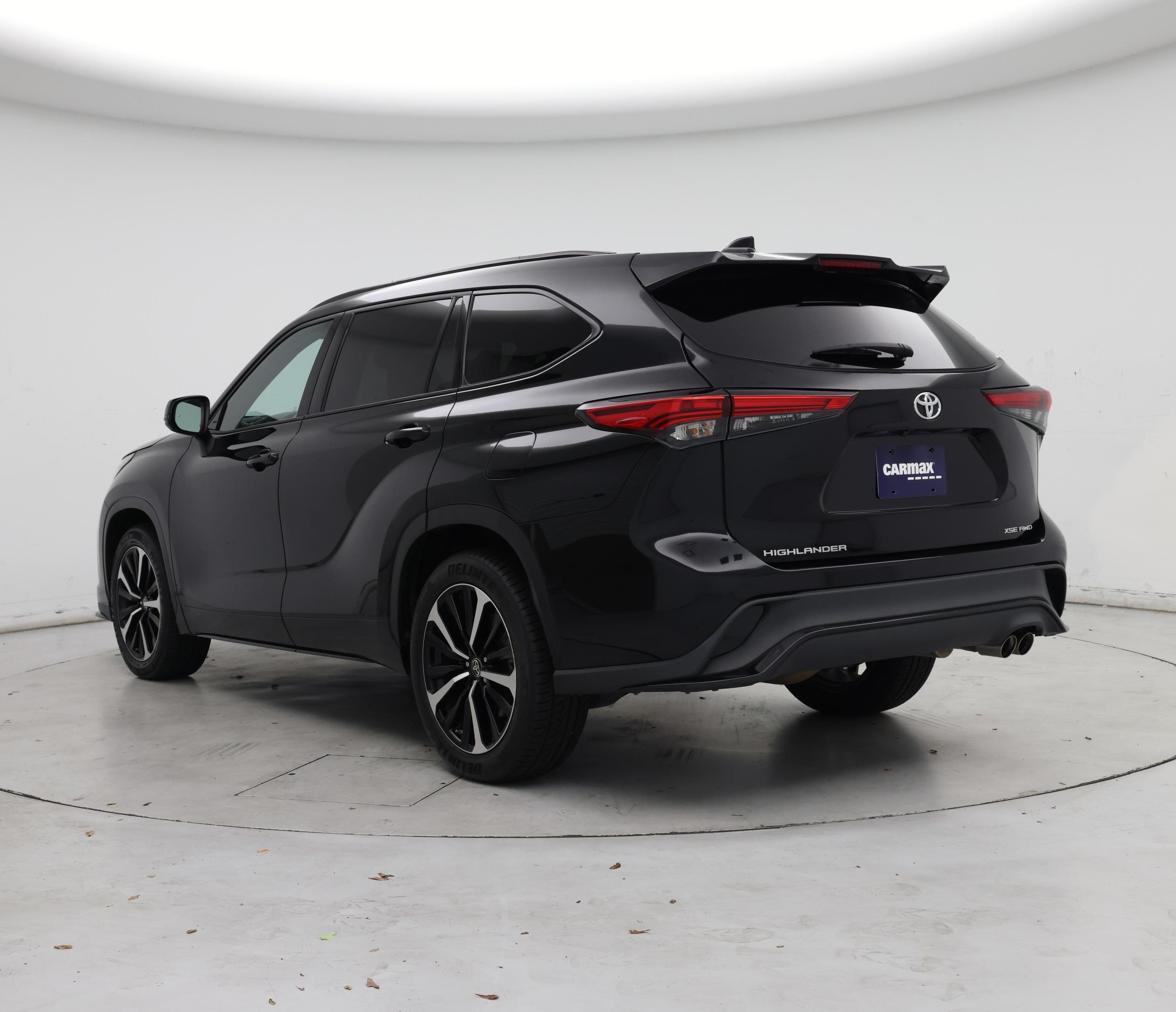 Thumbnail: 2022 Toyota Highlander - 2