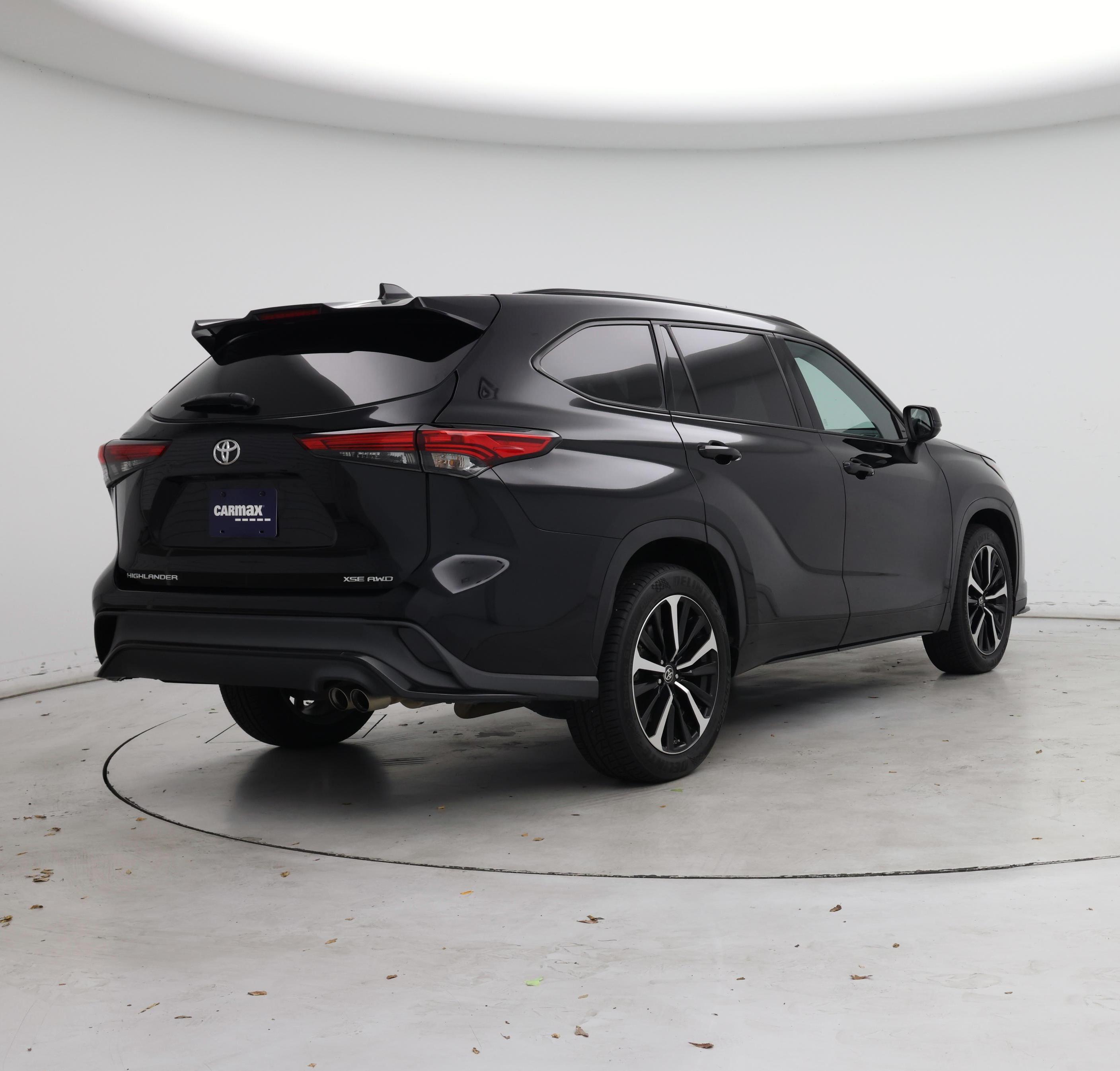 Thumbnail: 2022 Toyota Highlander - 8