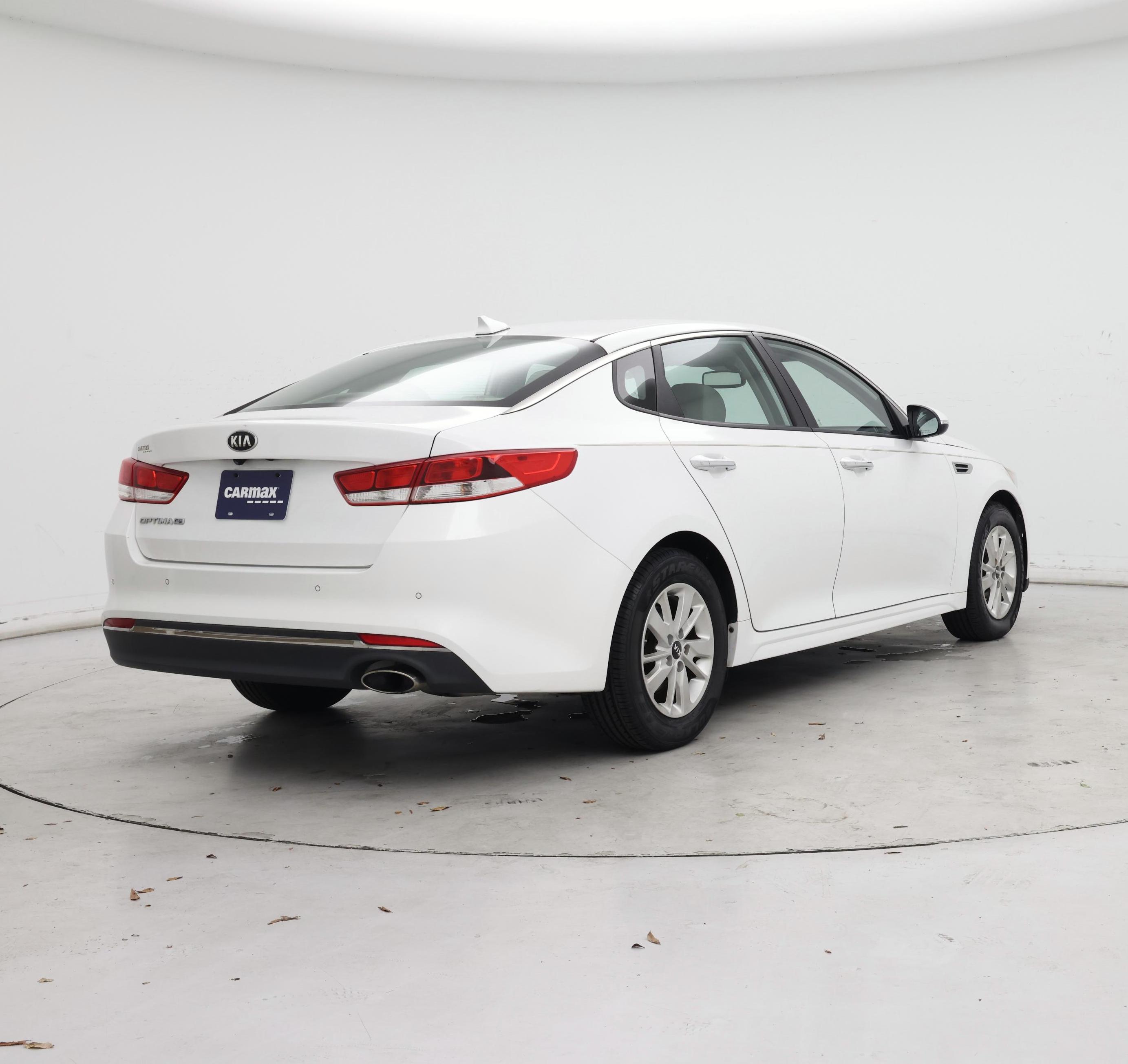 Thumbnail: 2016 Kia Optima - 8