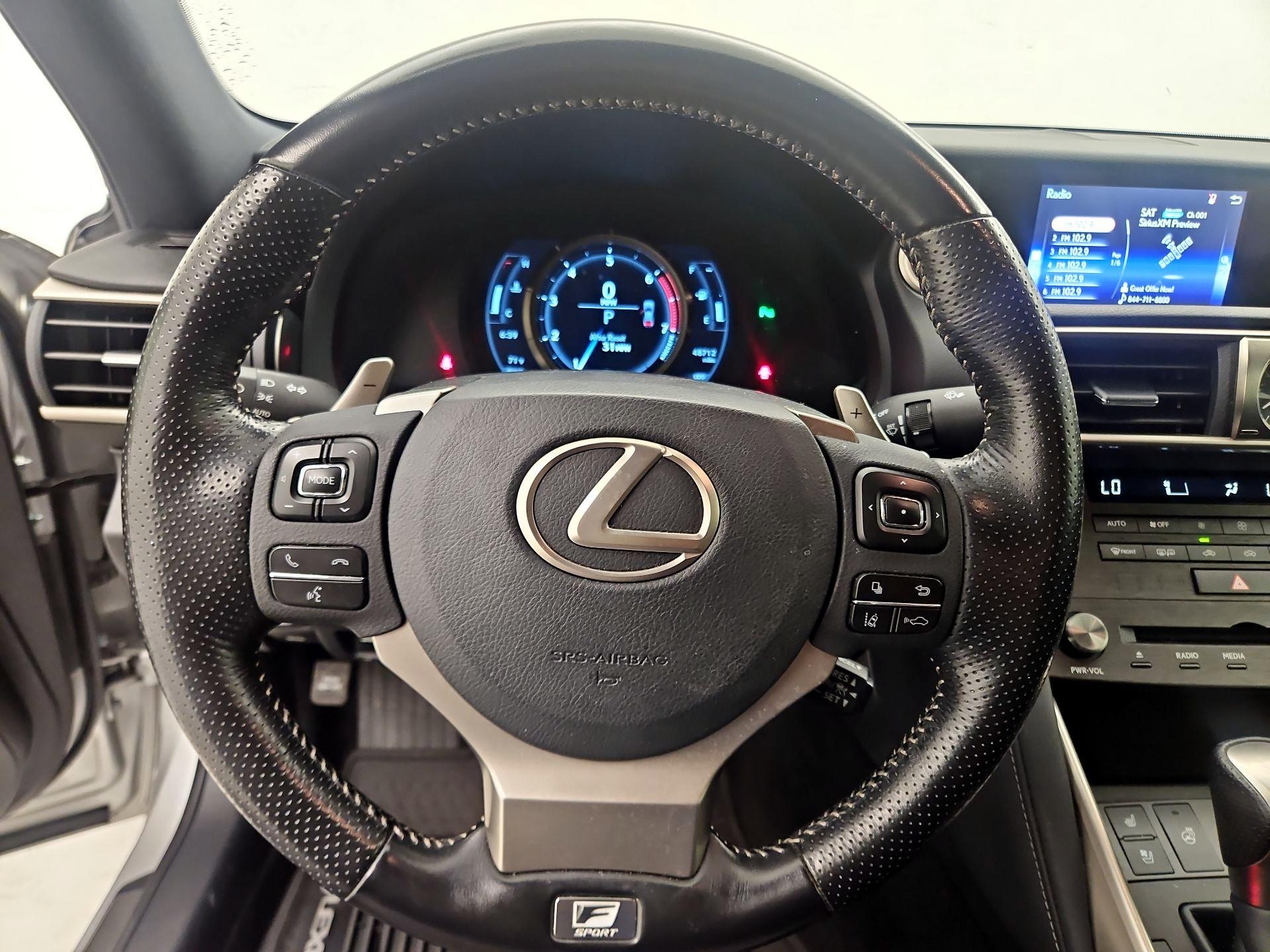 Thumbnail: 2020 Lexus IS - 10