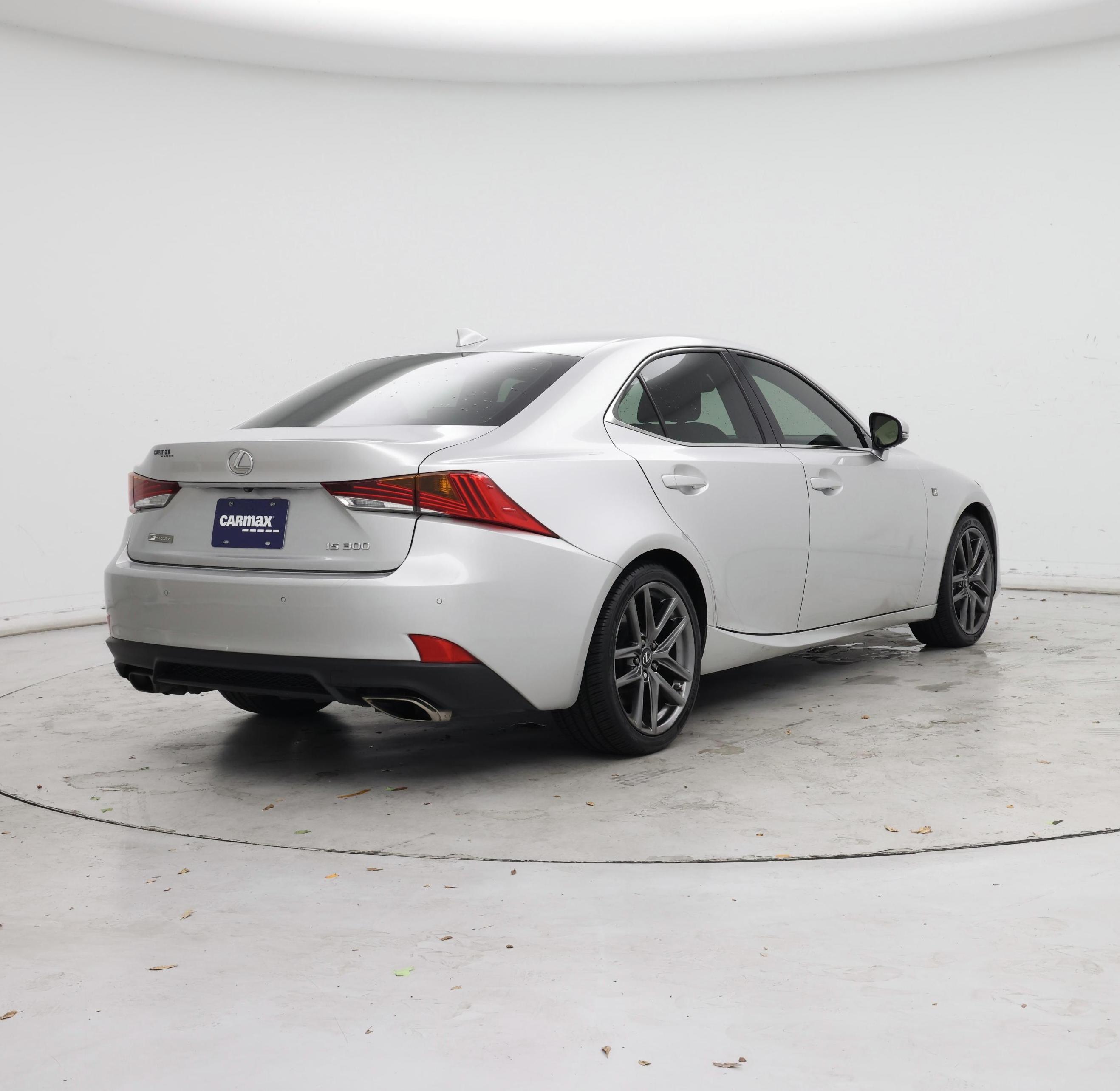 Thumbnail: 2020 Lexus IS - 8