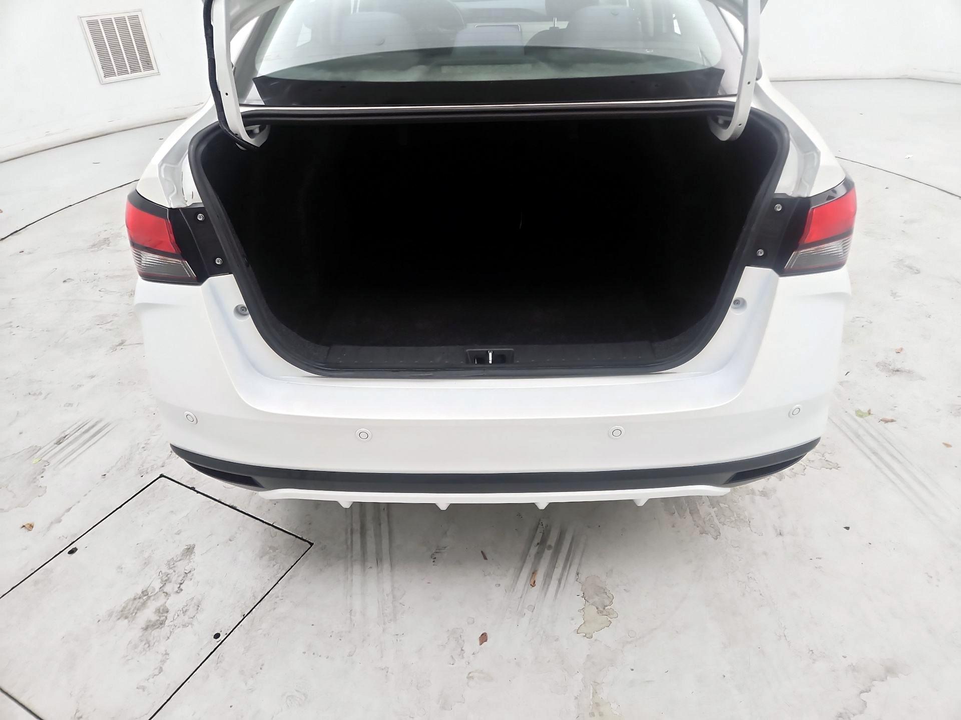Thumbnail: 2020 Nissan Versa - 20