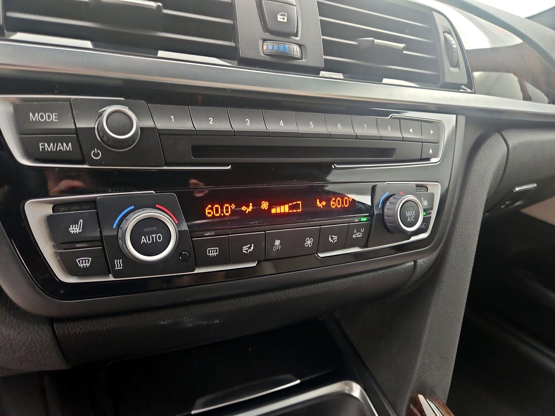 Thumbnail: 2015 BMW 4 Series - 16