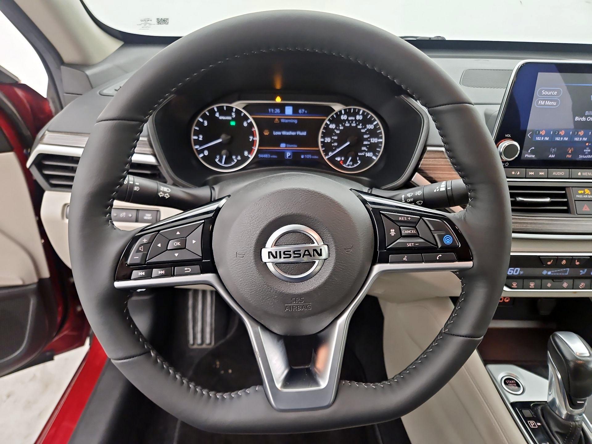 Thumbnail: 2019 Nissan Altima - 10