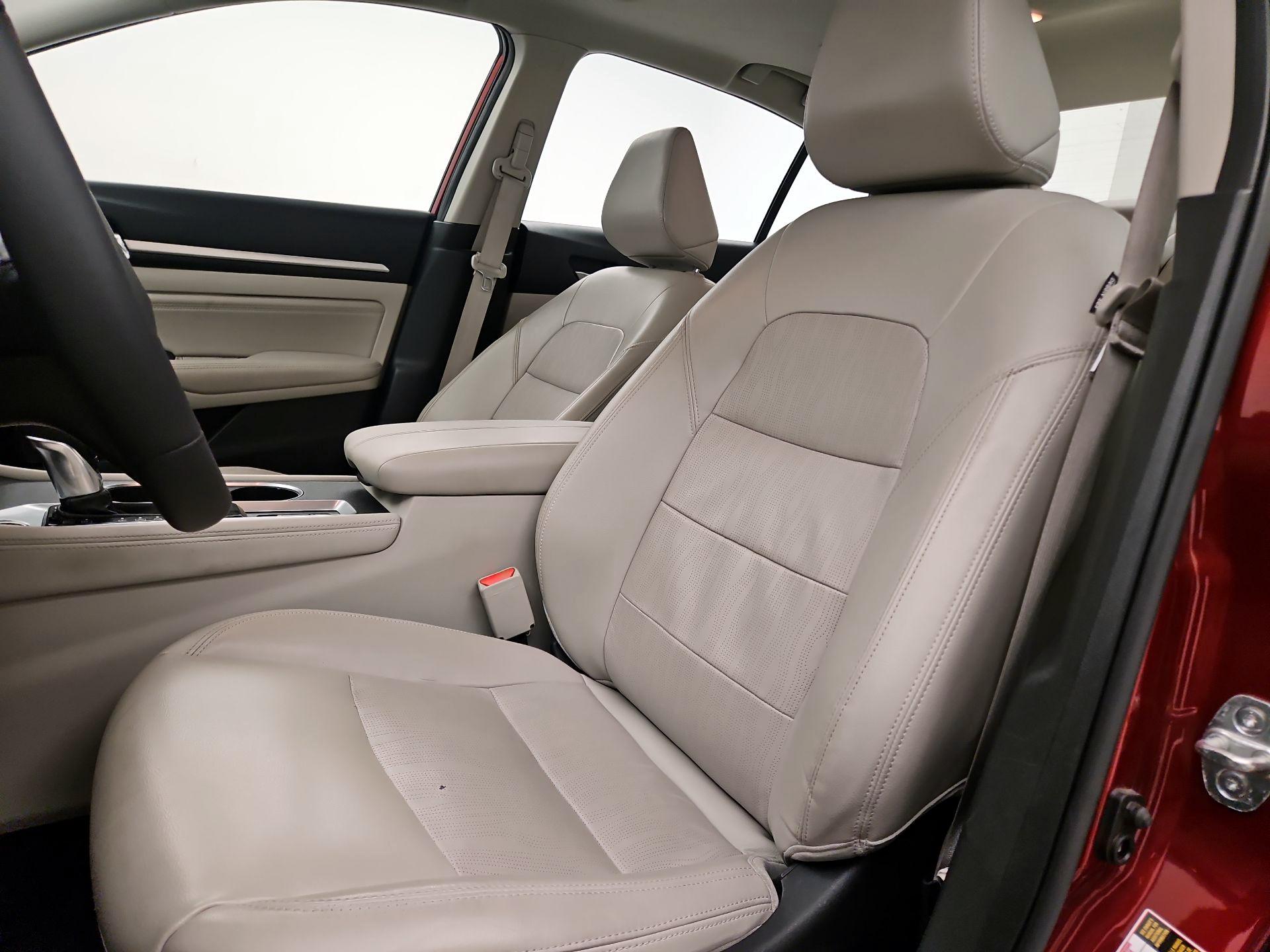 Thumbnail: 2019 Nissan Altima - 11