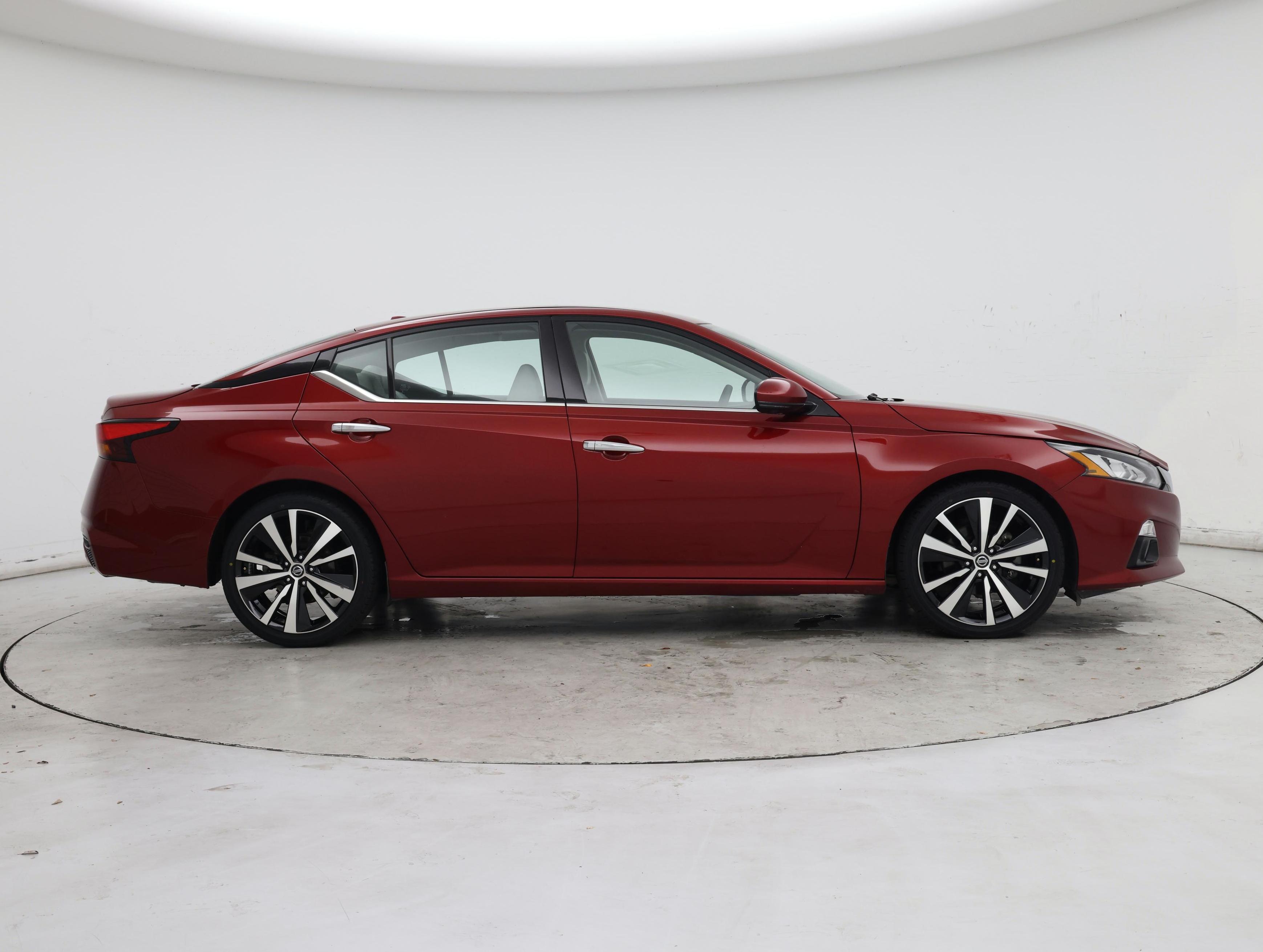 Thumbnail: 2019 Nissan Altima - 7
