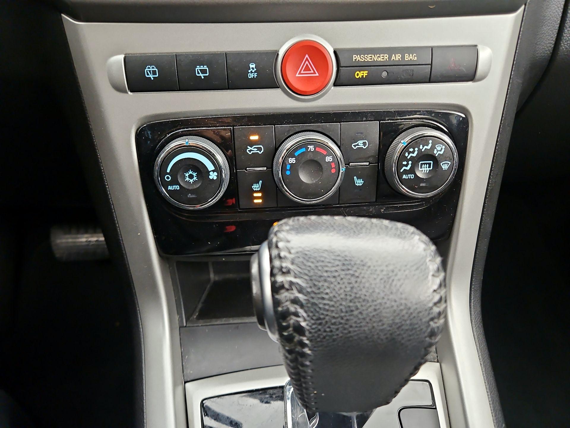 Thumbnail: 2014 Chevrolet Captiva Sport - 15