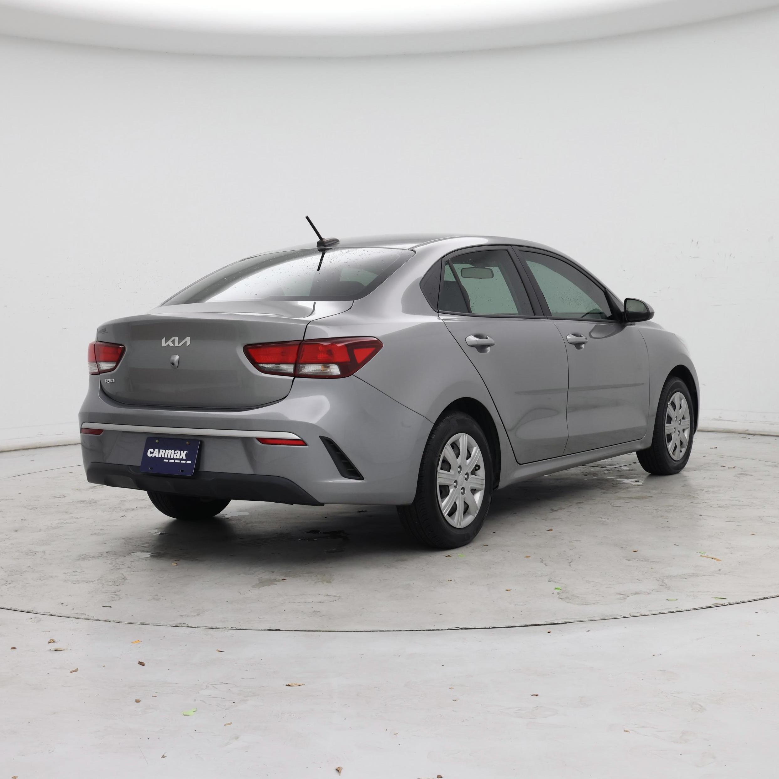 Thumbnail: 2022 Kia Rio - 8