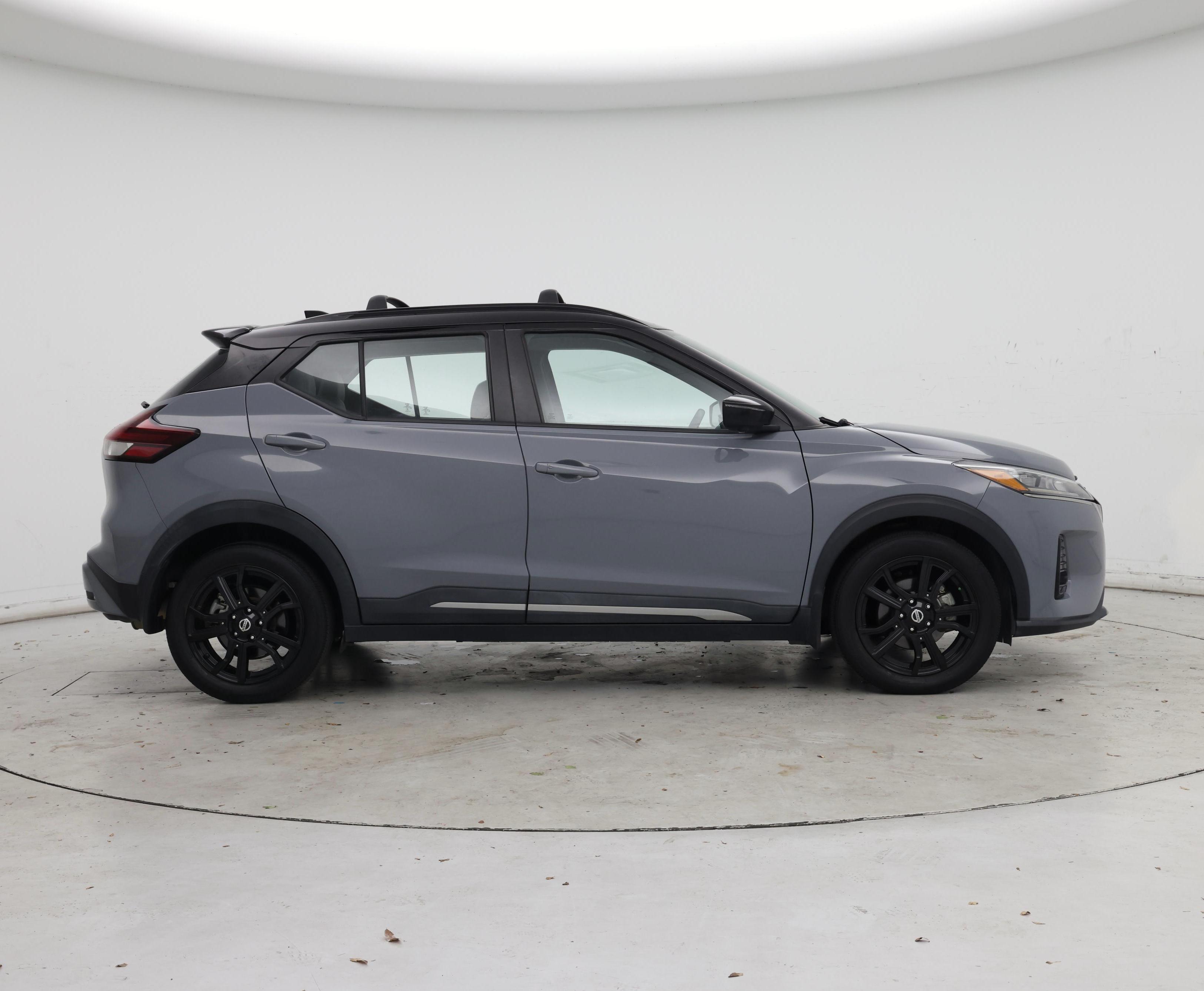 Thumbnail: 2021 Nissan Kicks - 7