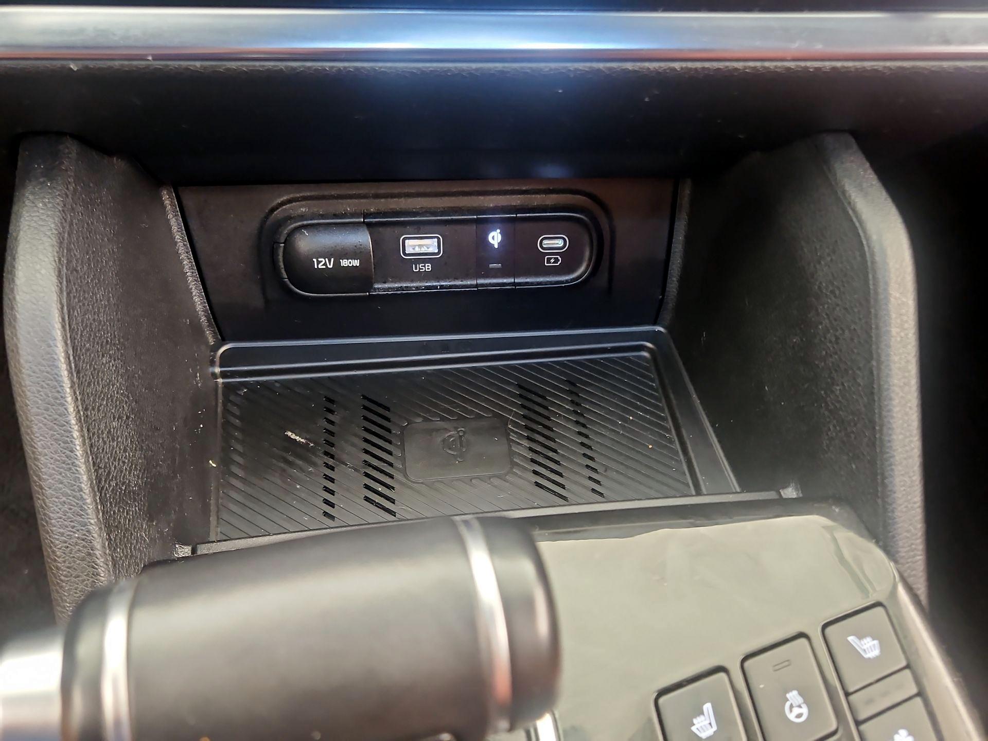 Thumbnail: 2023 Kia Sportage - 18