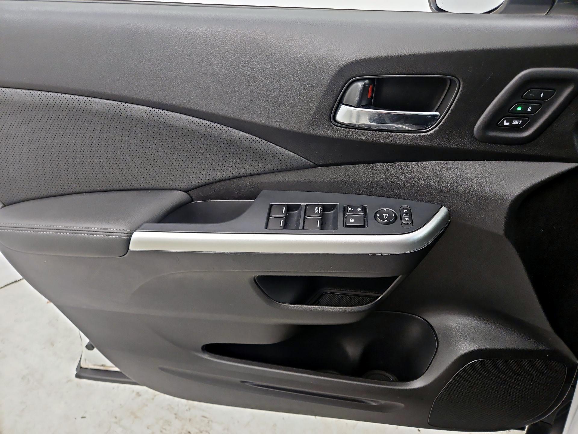 Thumbnail: 2016 Honda CR-V - 12