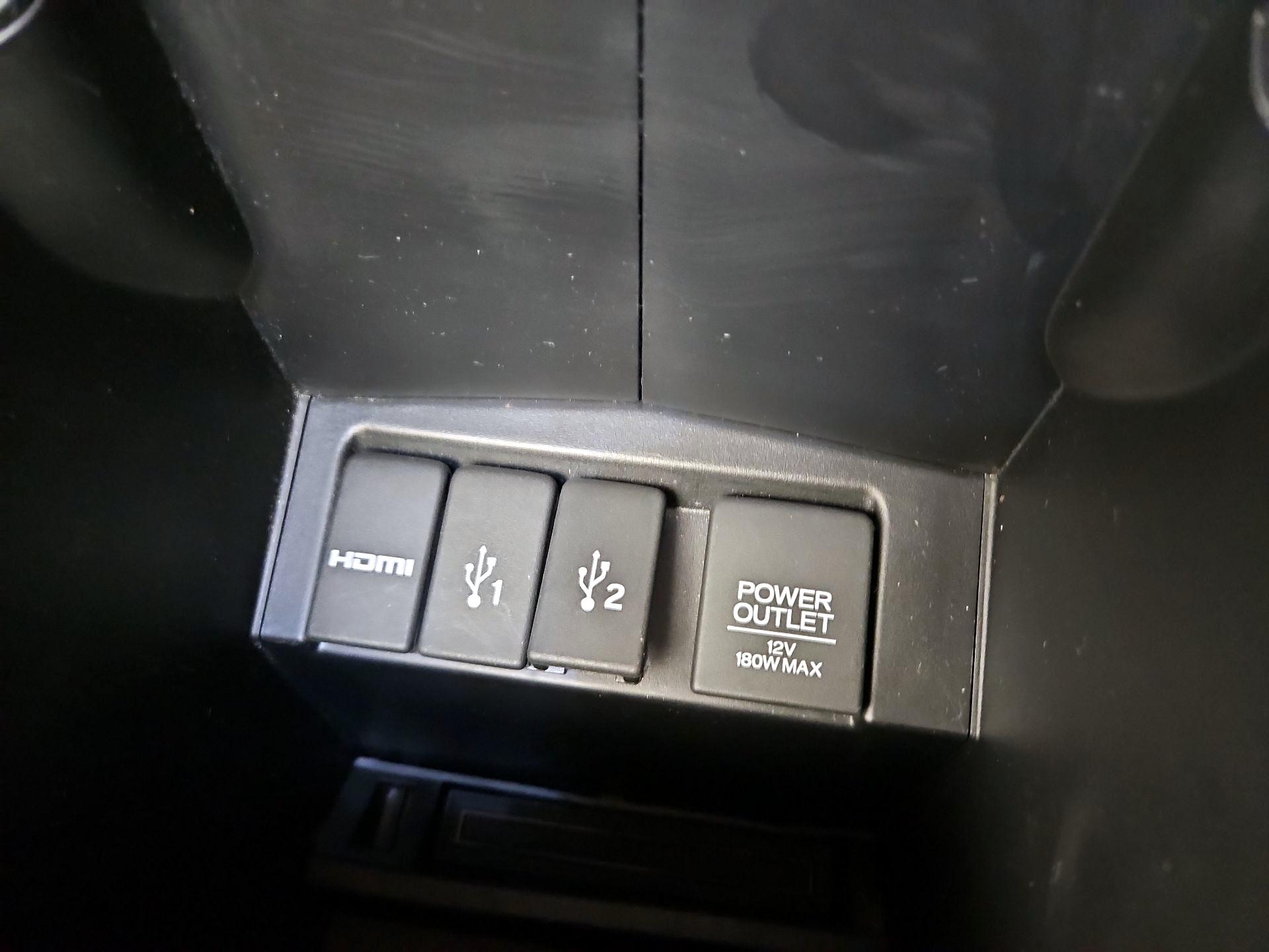 Thumbnail: 2016 Honda CR-V - 18