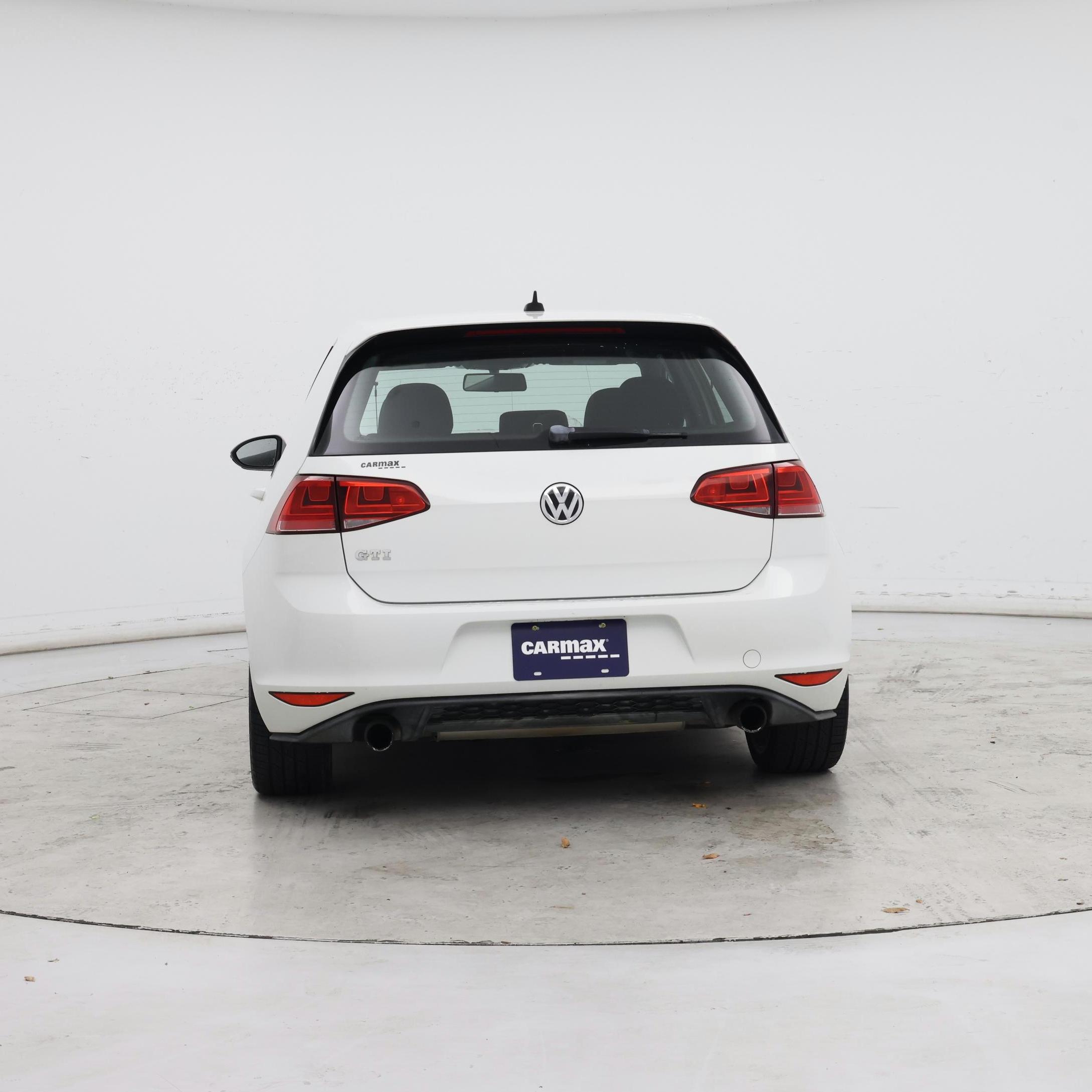 Thumbnail: 2015 Volkswagen Golf - 6
