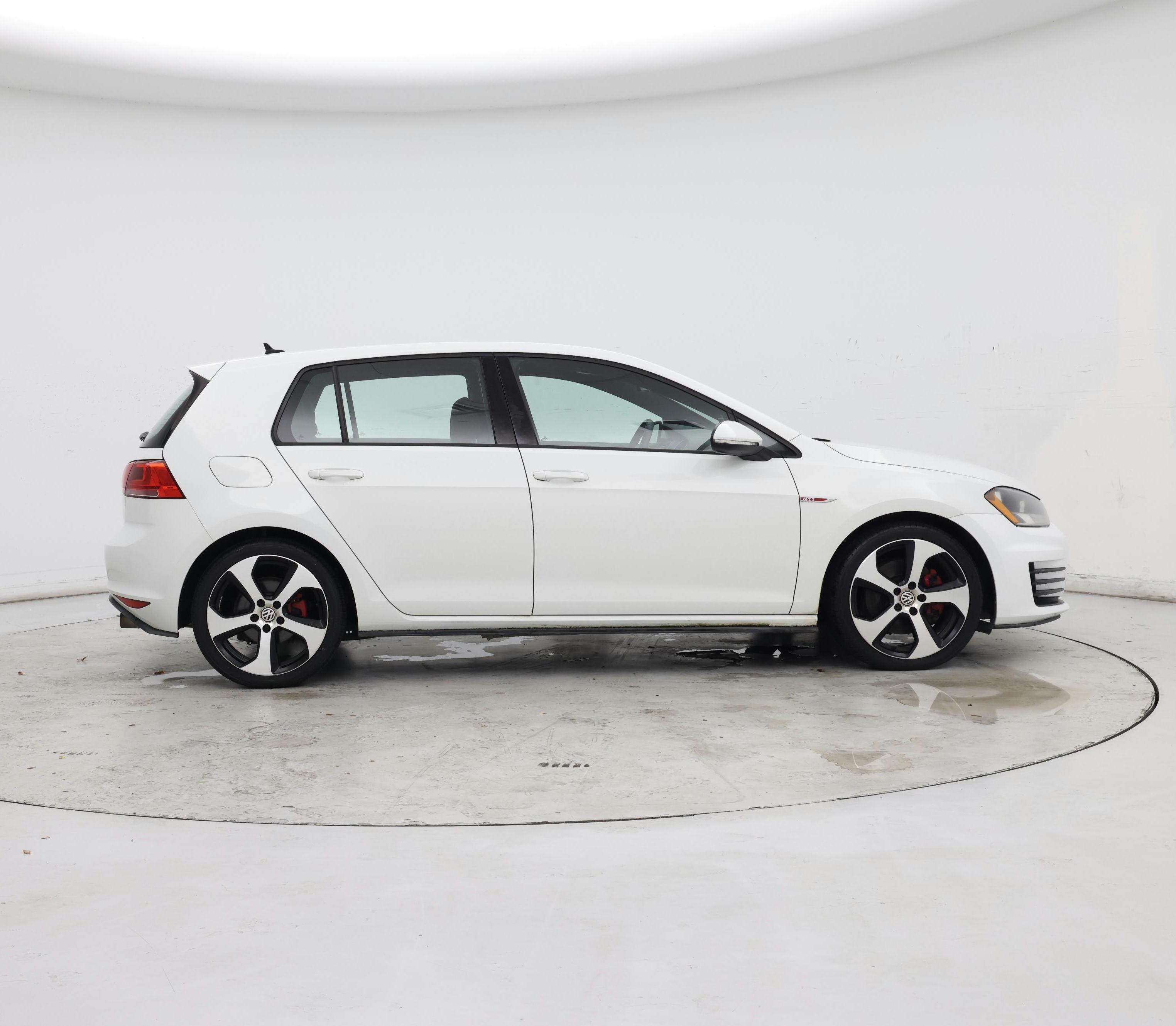 Thumbnail: 2015 Volkswagen Golf - 7
